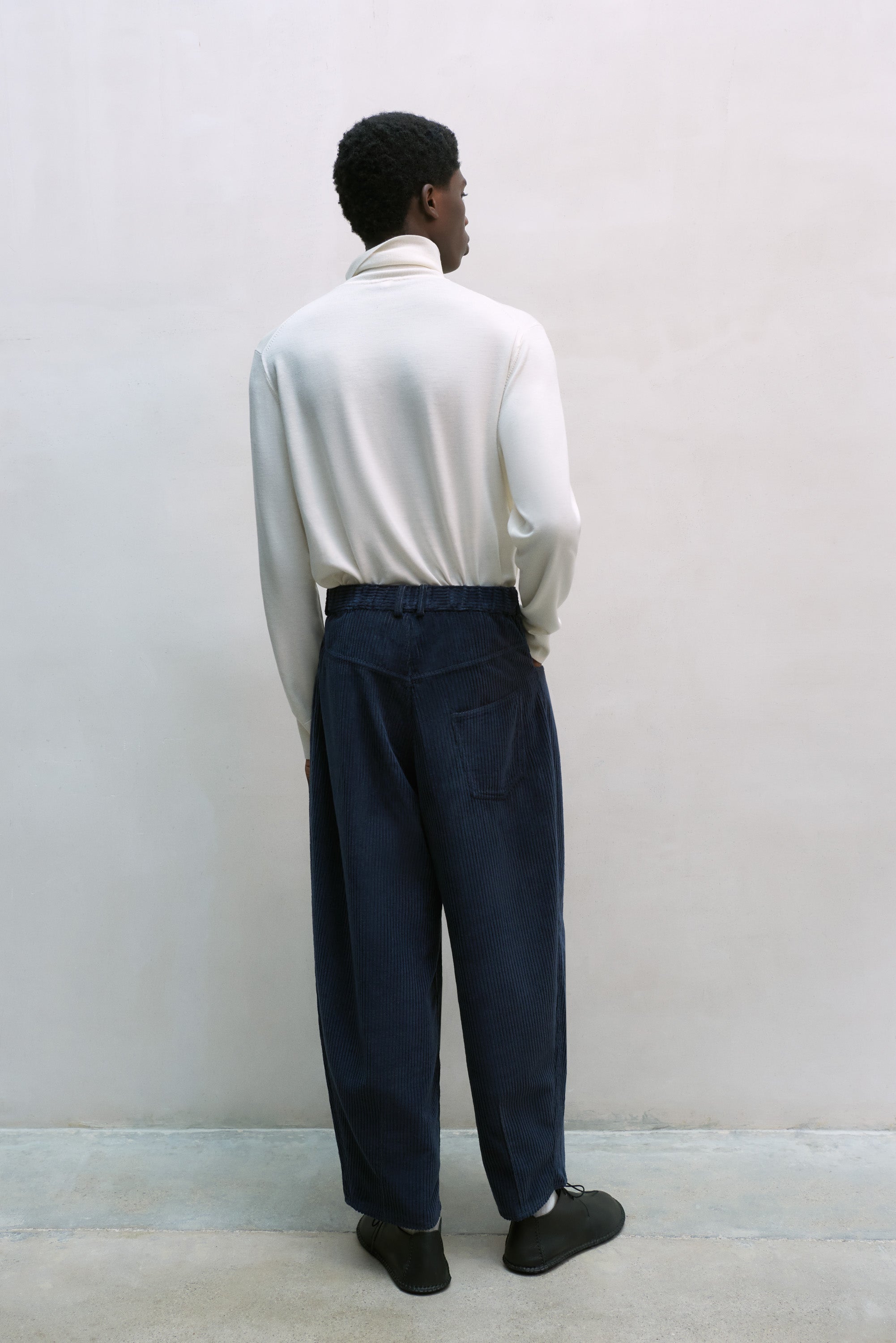 Cordera Corduroy Baggy Pants / Dark Navy