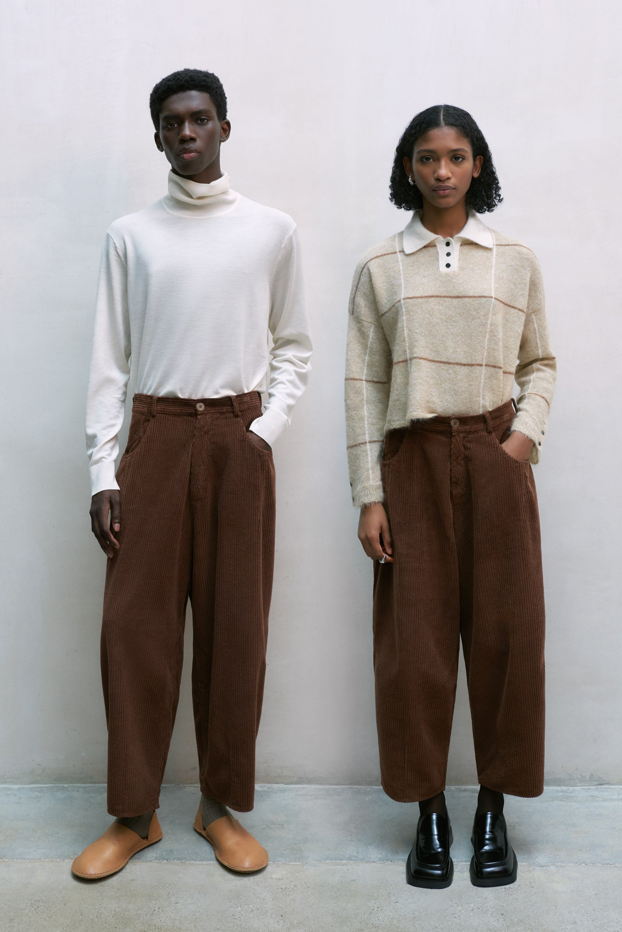 Cordera Corduroy Baggy Pants / Pardo