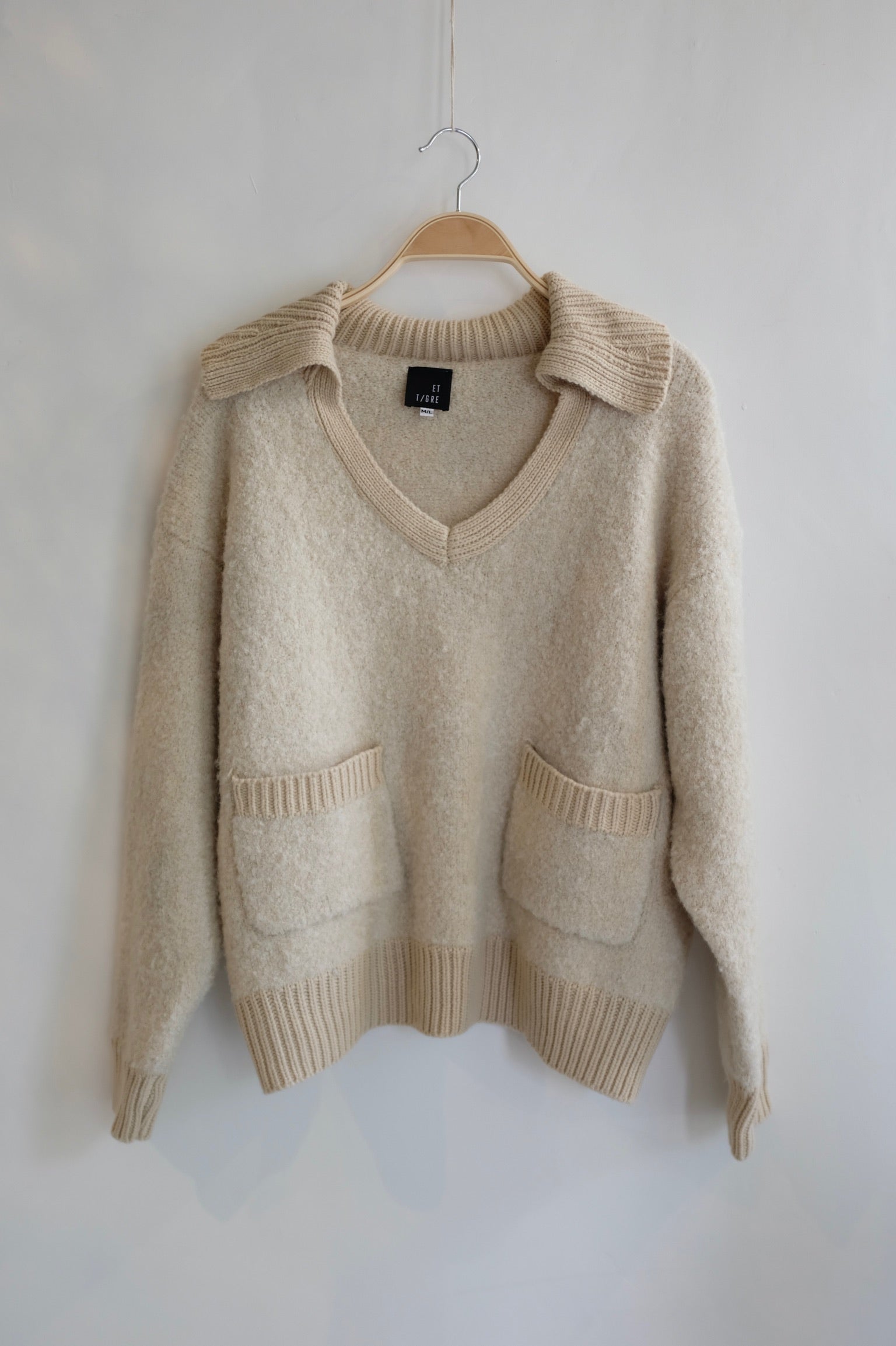 Pre-loved / Et Tigre Yin Sweater / Size M/L
