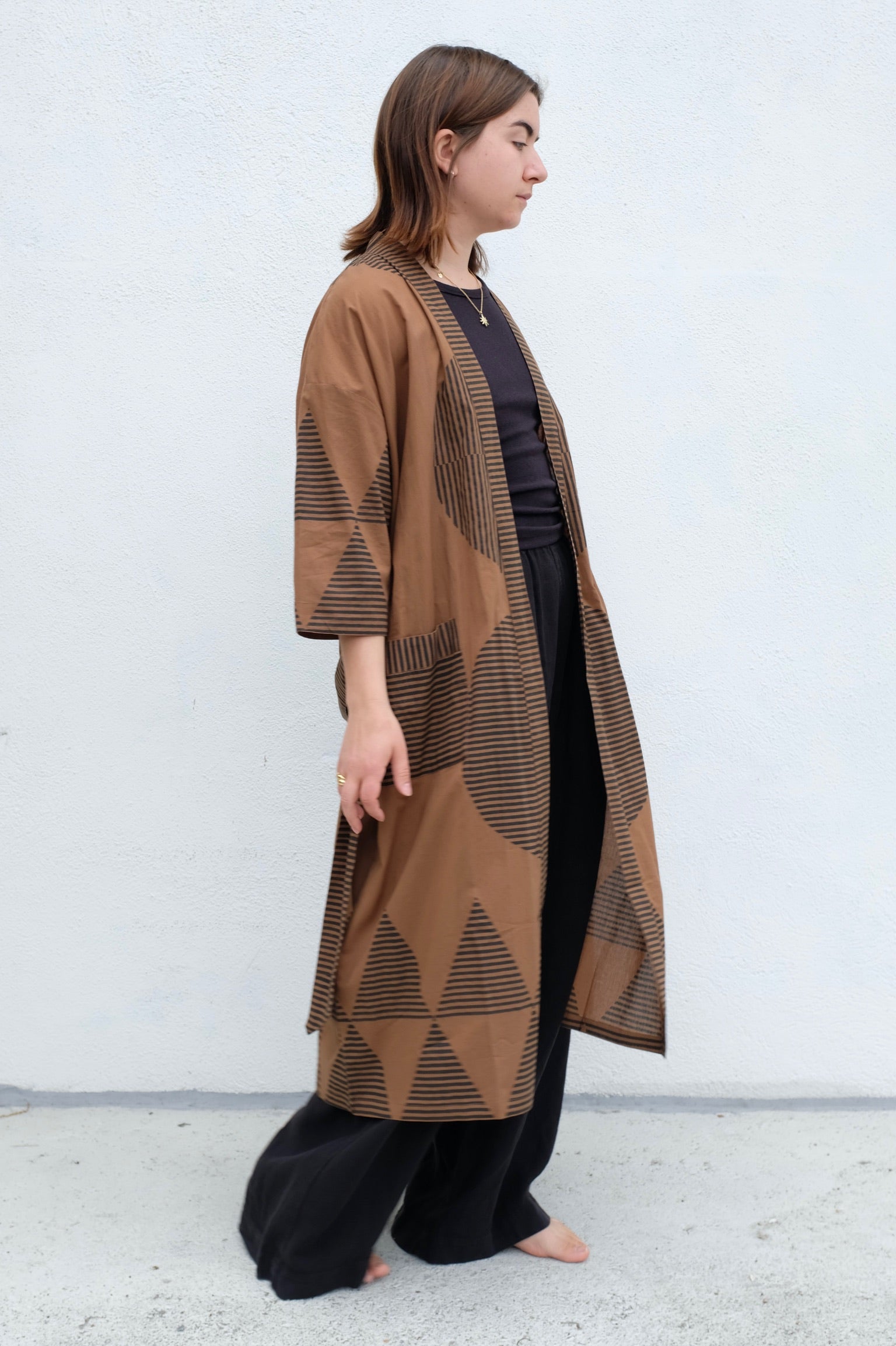 Block Shop Temple Robe / Walnut