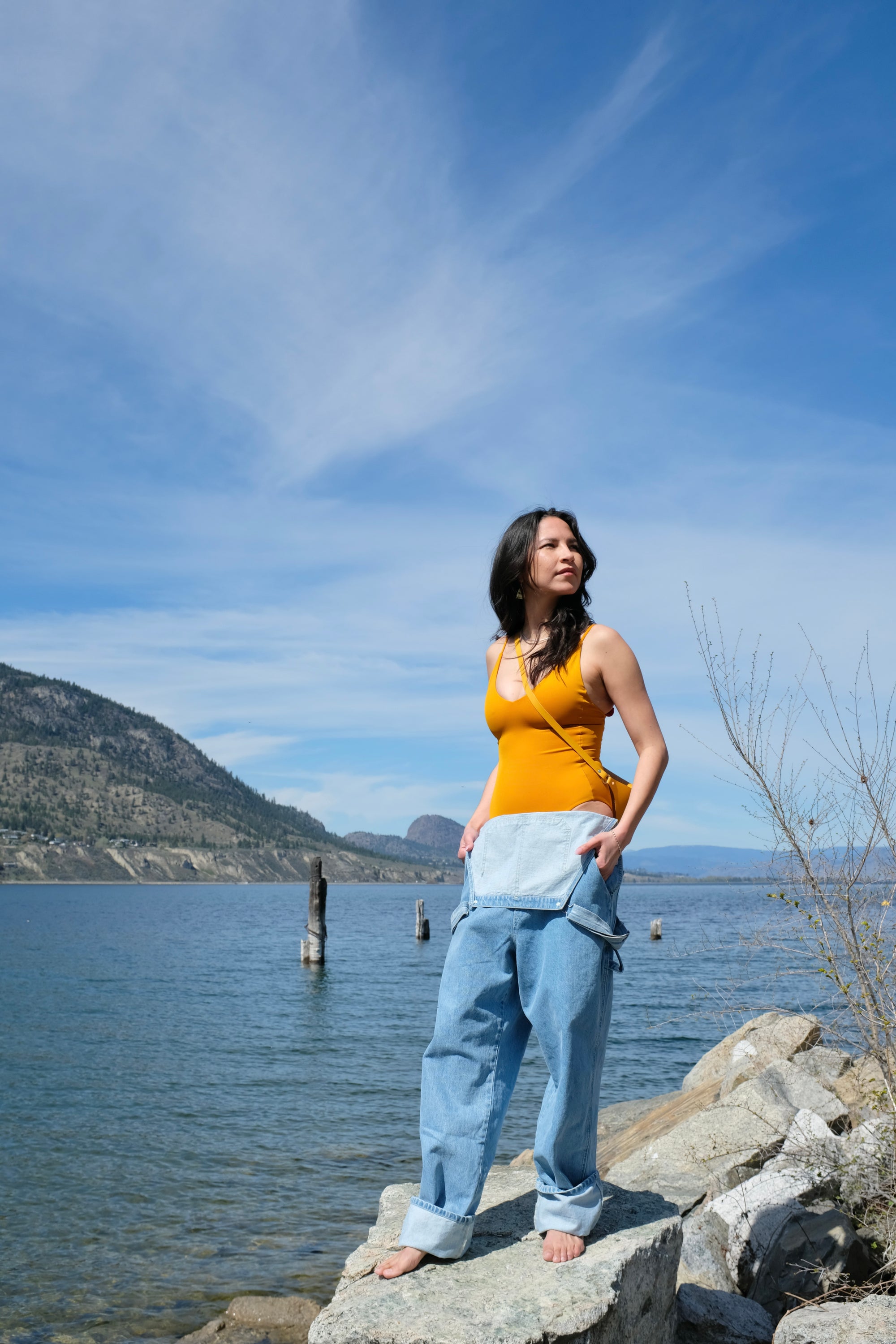 left on friday SUNDAY Suit / 24 Karat