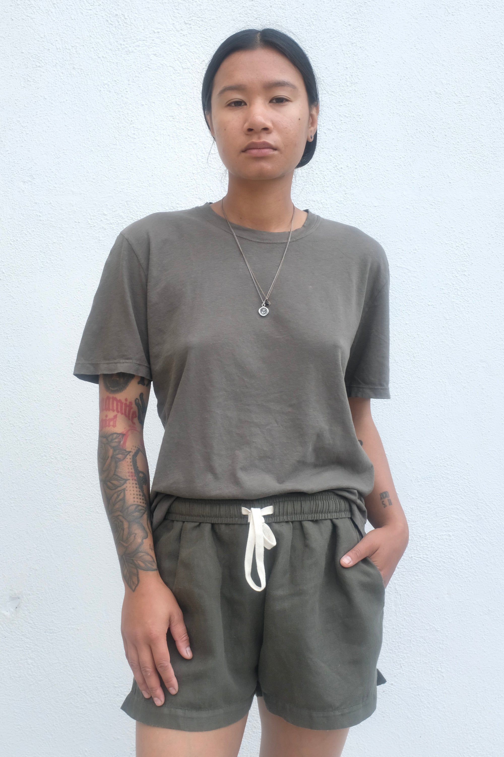 Basic Tee / Olive Green