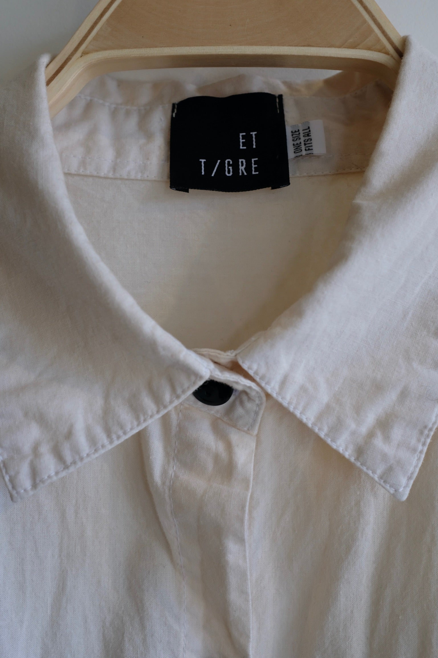 Pre-loved / et Tigre Ave Fringe Blouse Cream / One Size