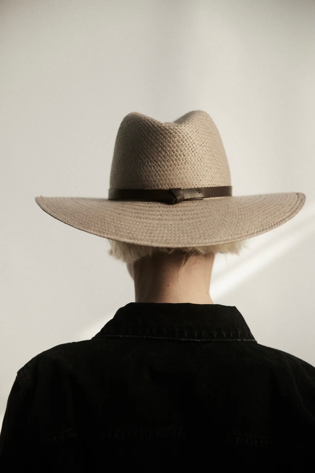 Janessa Leone Judith Fedora / Taupe