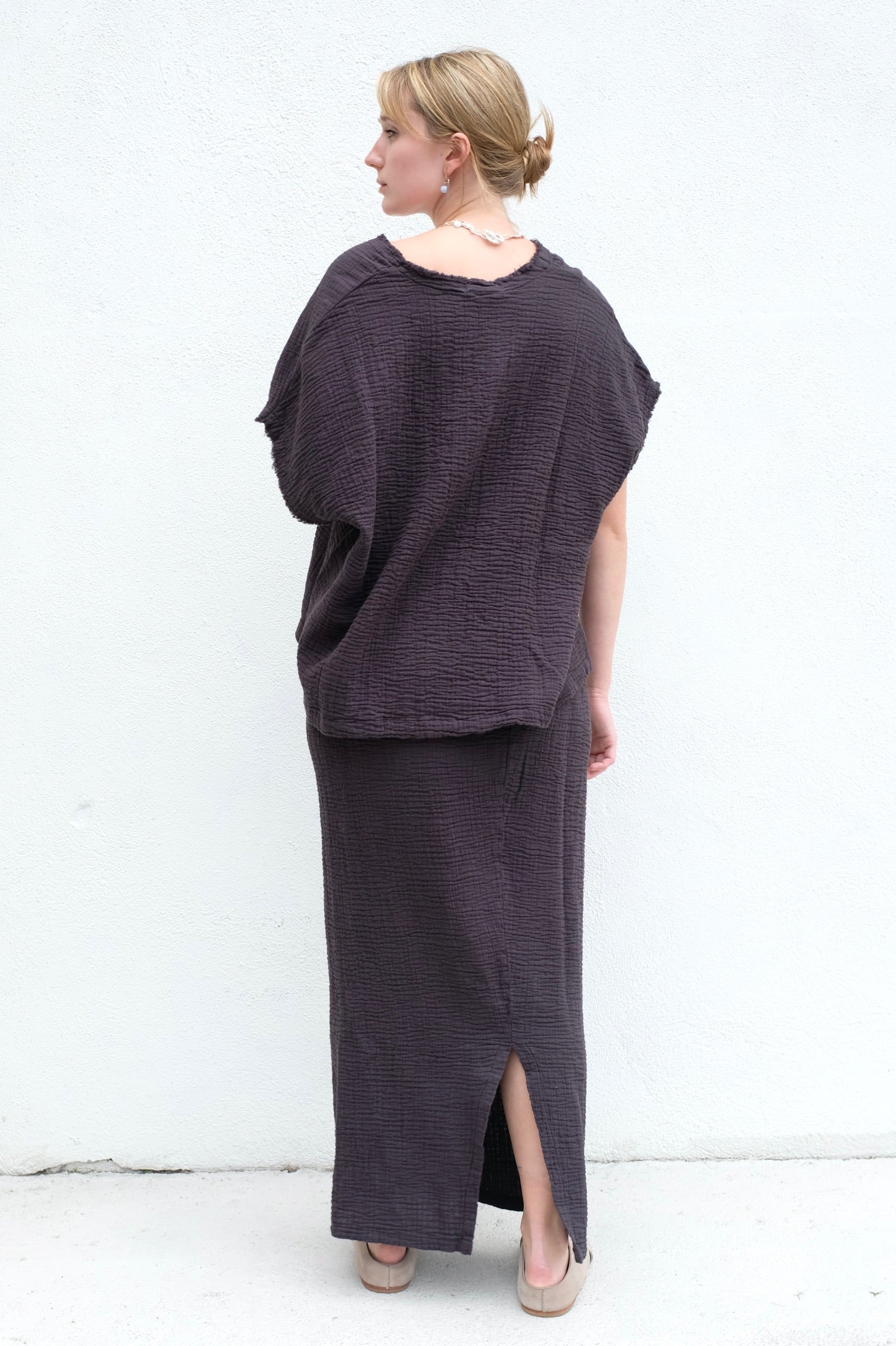 Black Crane SS23 Long Skirt / Graphite