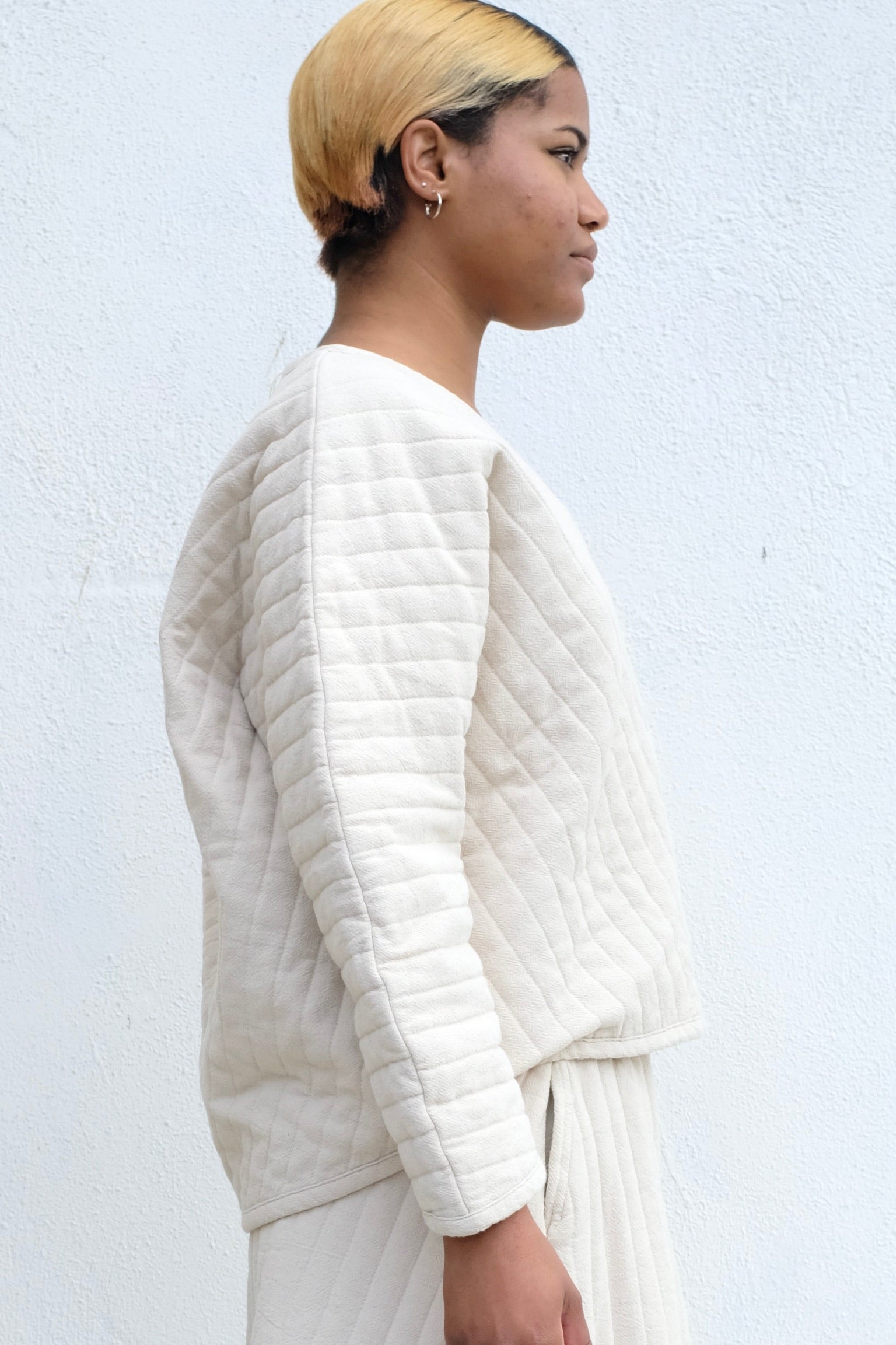 Black Crane Quilted V Neck Top / Ivory