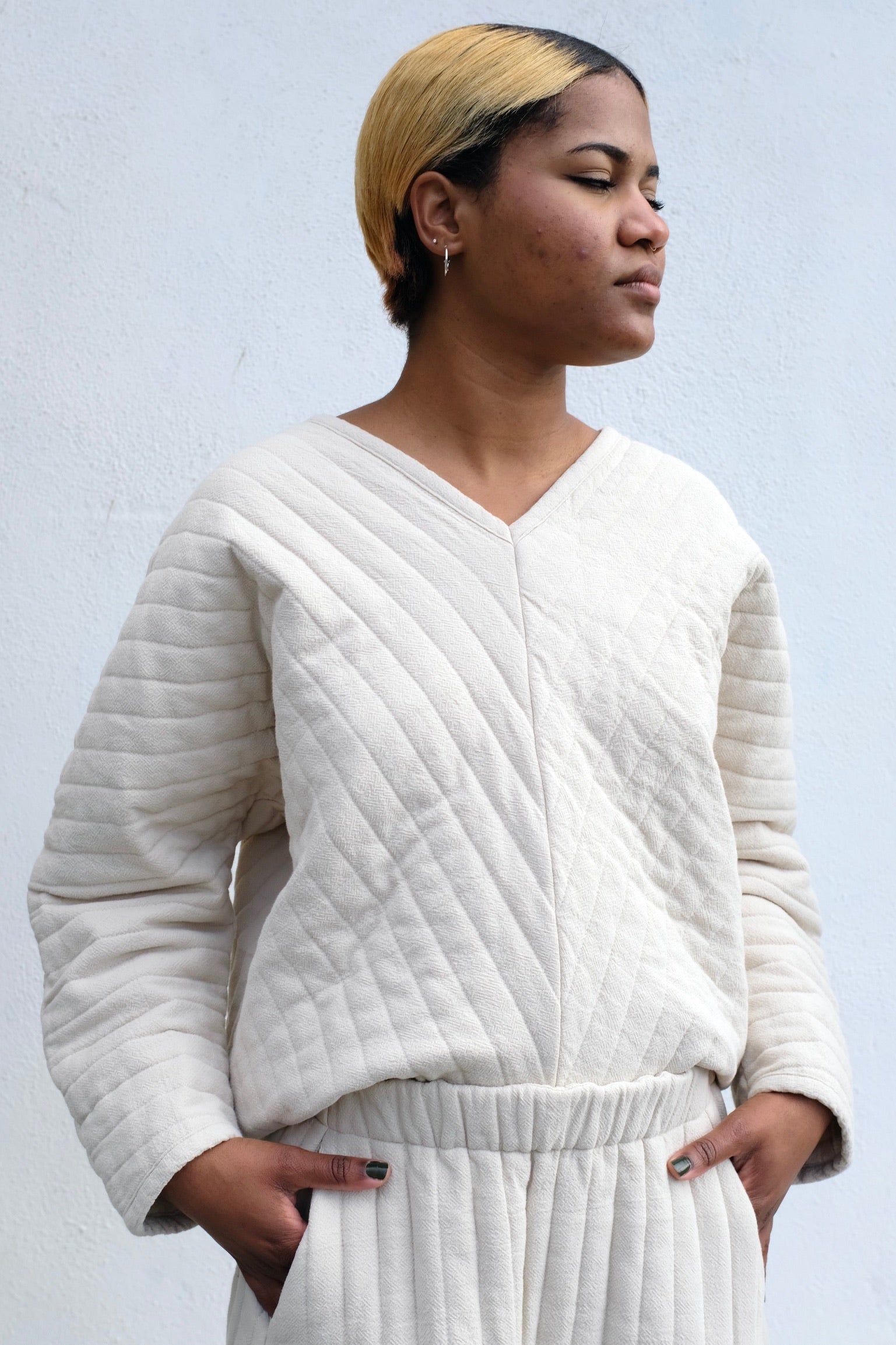 Black Crane Quilted V Neck Top / Ivory