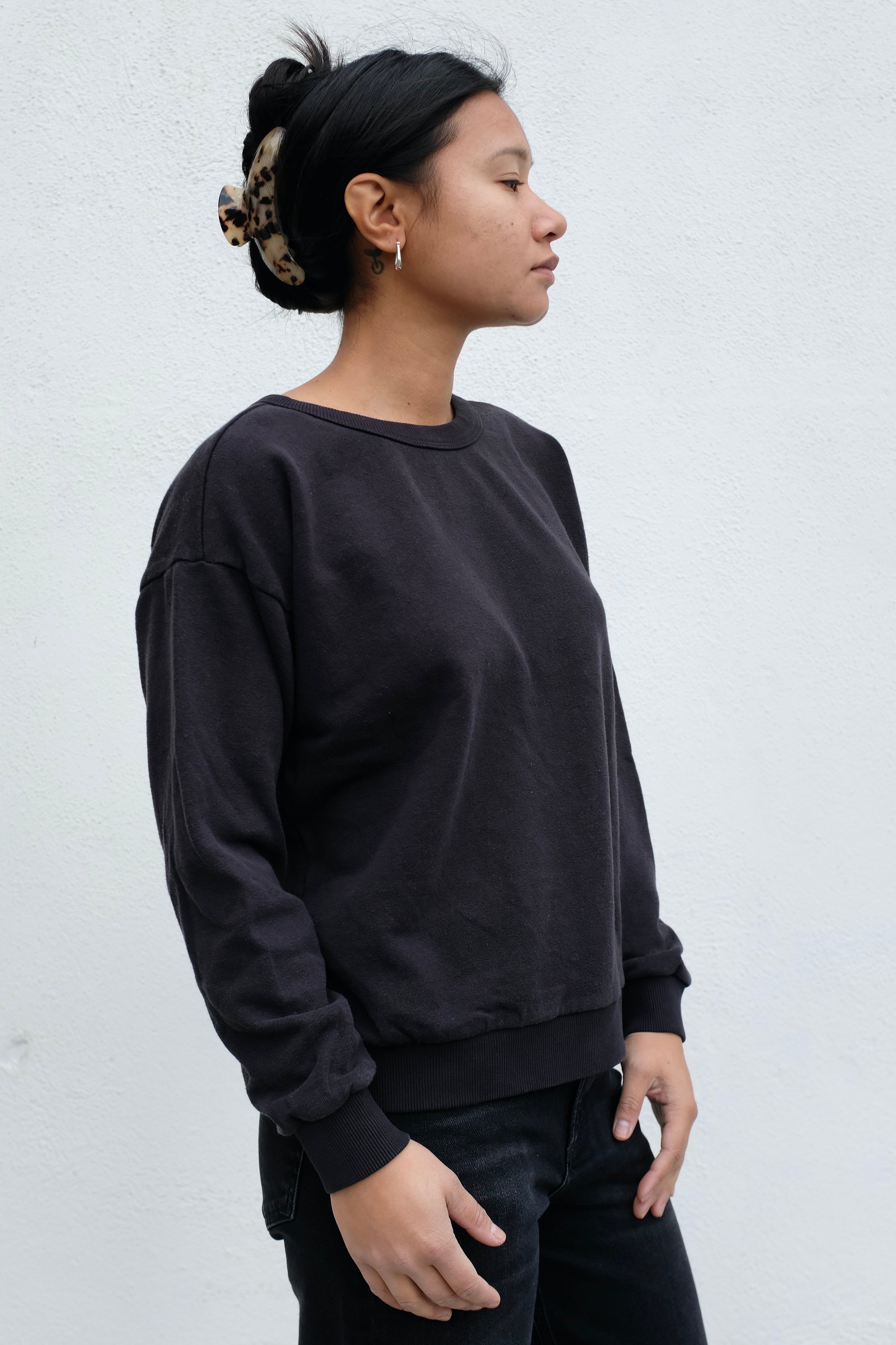 Crux Crop Sweatshirt / Black