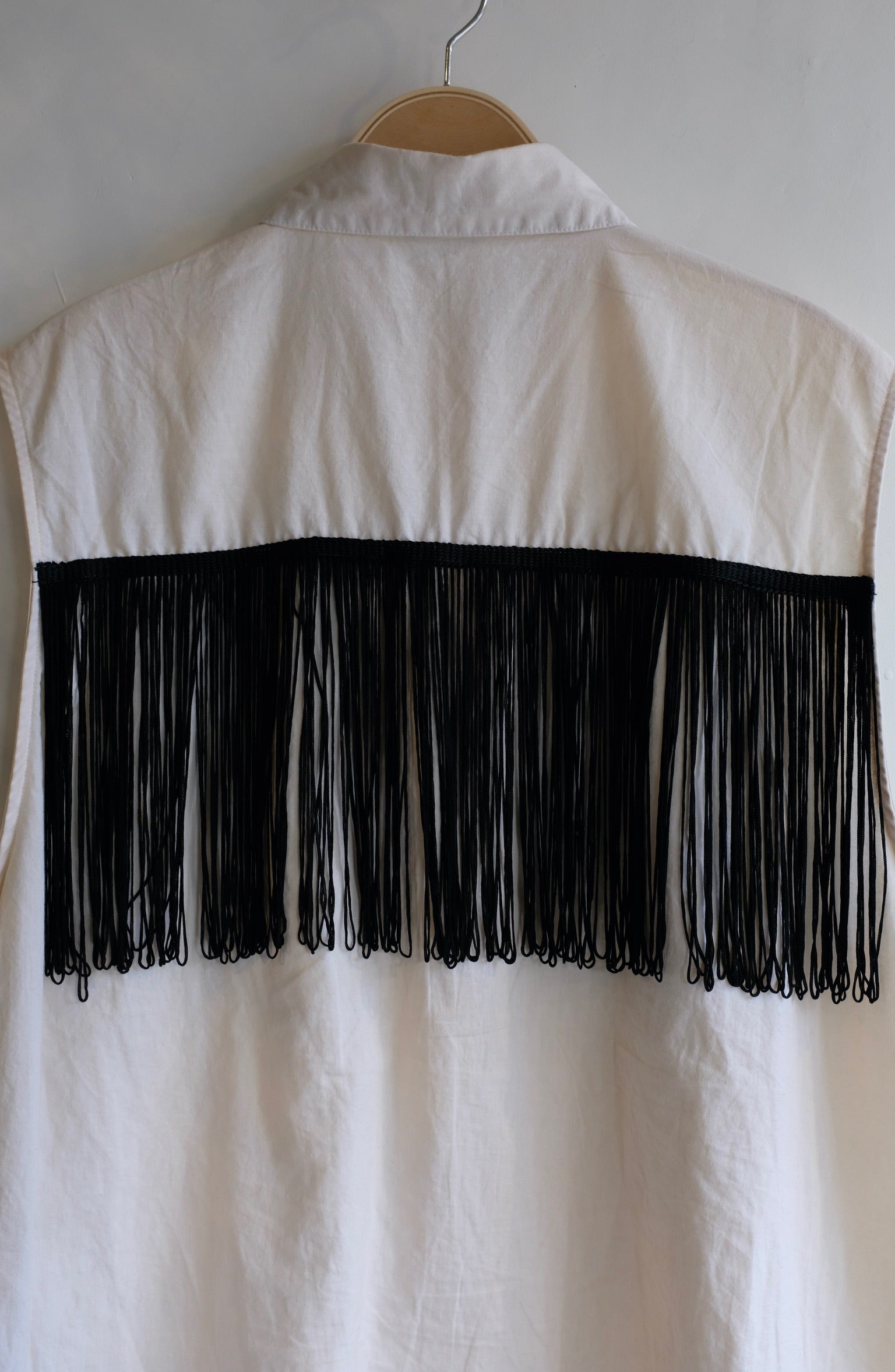 Pre-loved / et Tigre Ave Fringe Blouse Cream / One Size