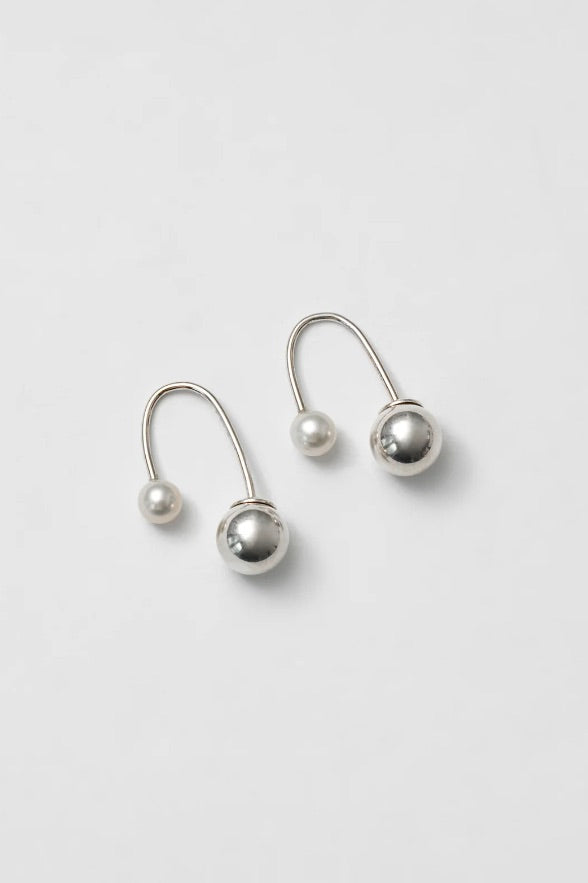 Wolf Circus Beatrice Earrings / Sterling Silver