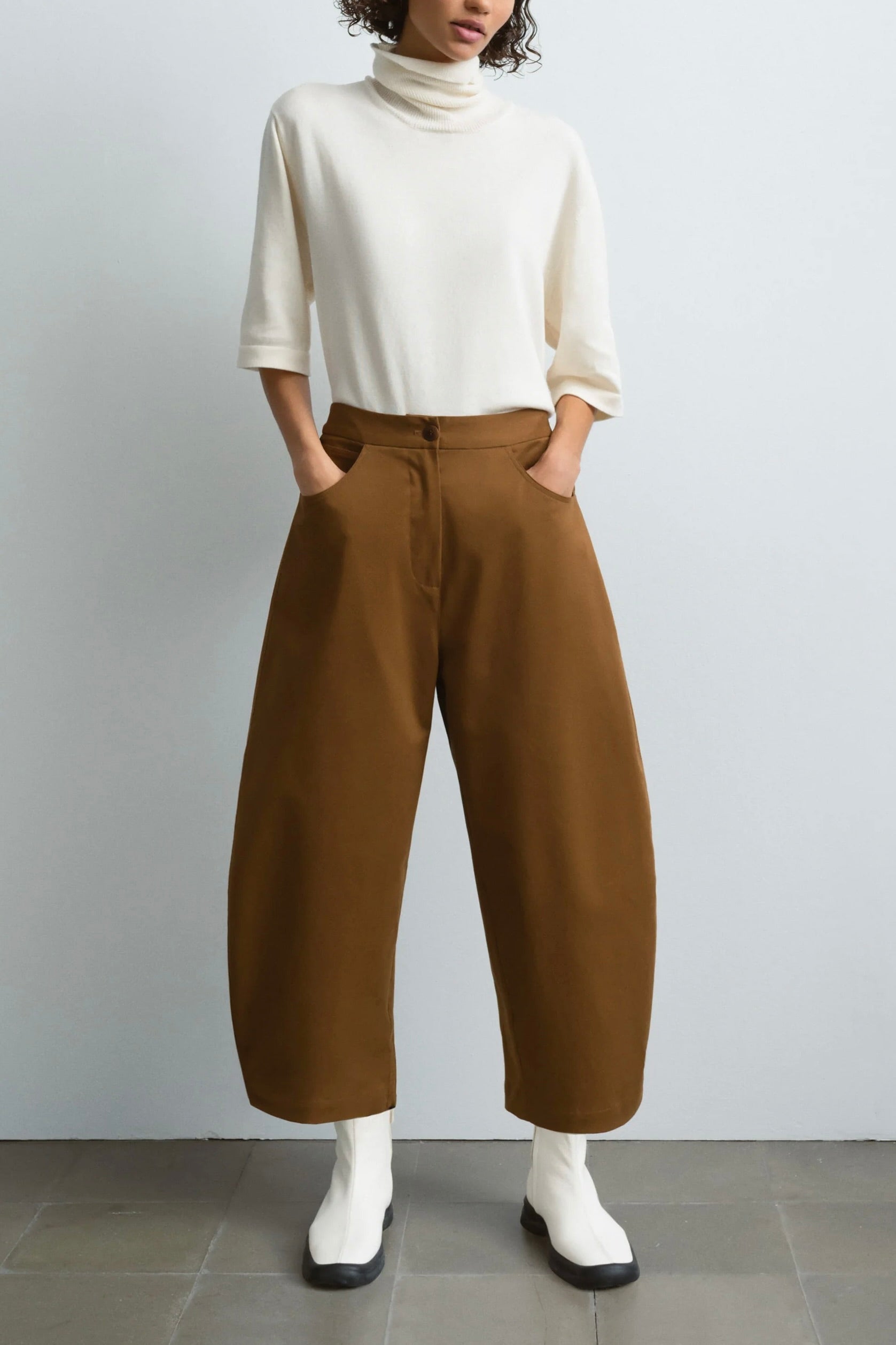 CORDERA Soft Cotton Curved Pants / Toffee