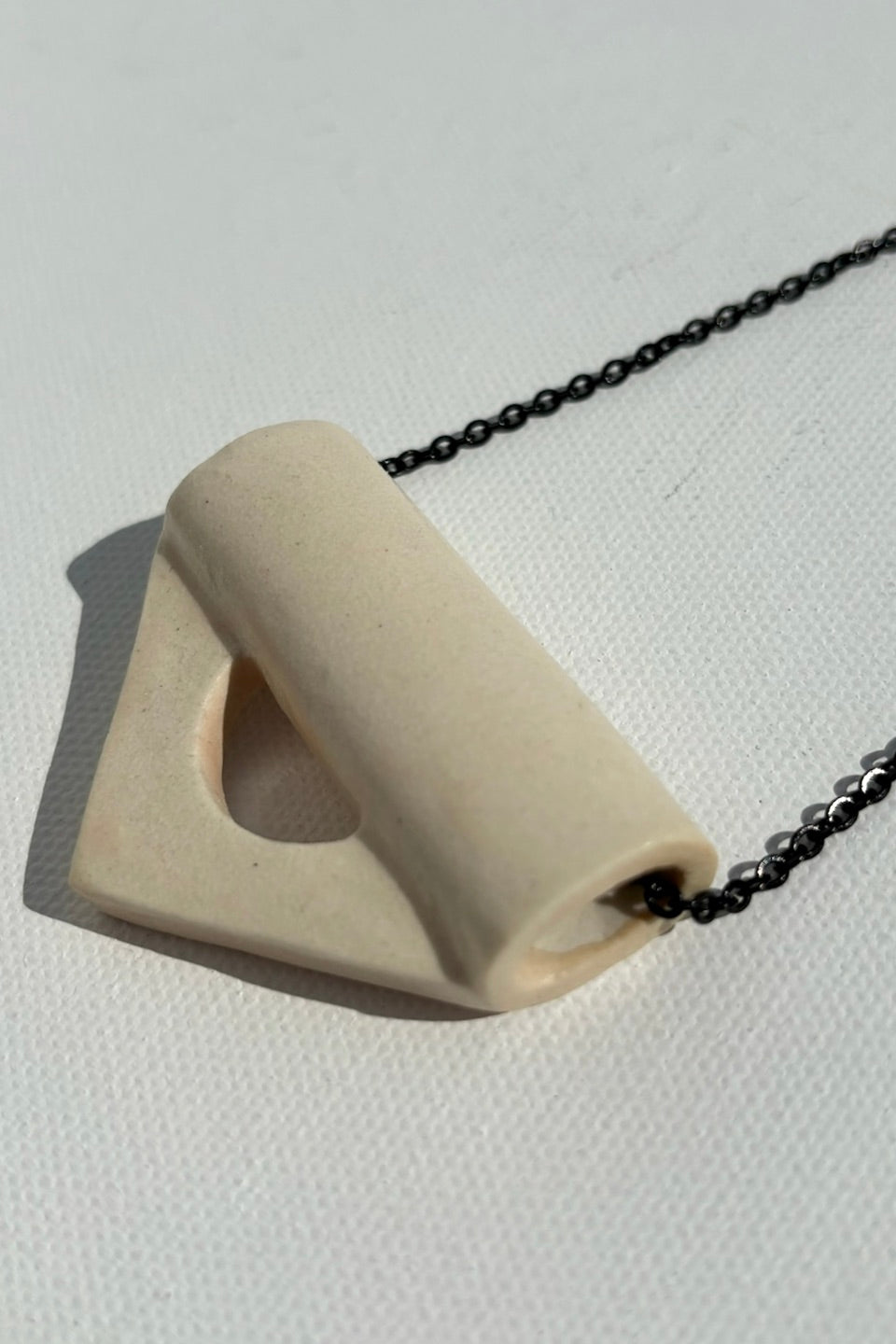 Collar Necklace / Cream