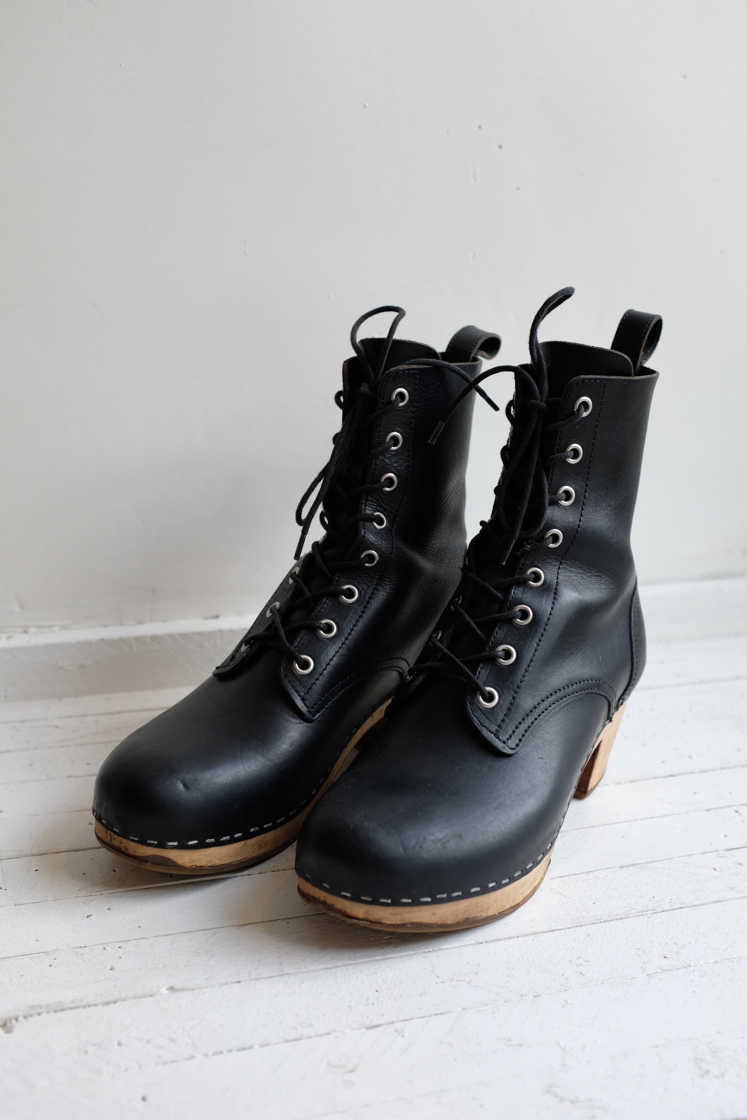 Pre-Loved / Swedish Hasbeens Granny boots / Black / Size 40