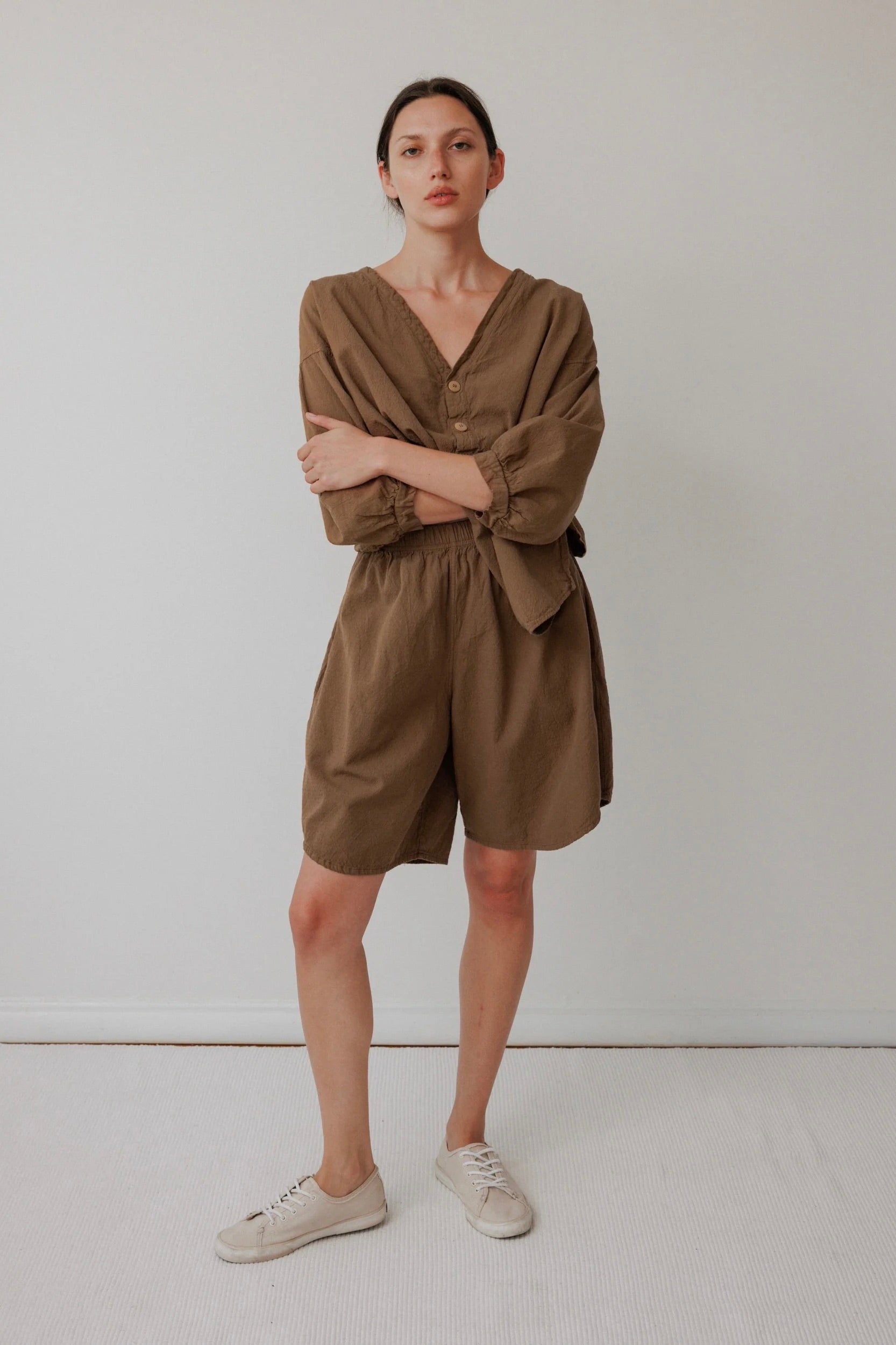 Wol Hide Tulip Short / Sepia