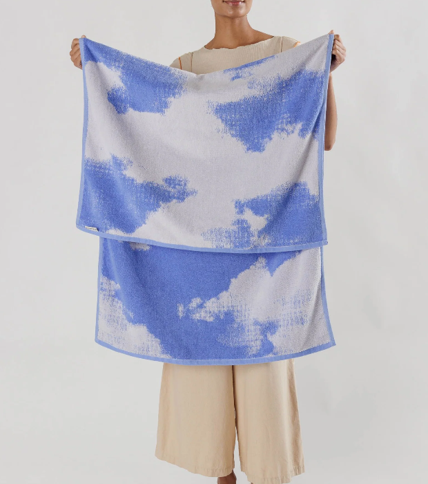 Baggu Bath Towel / Clouds