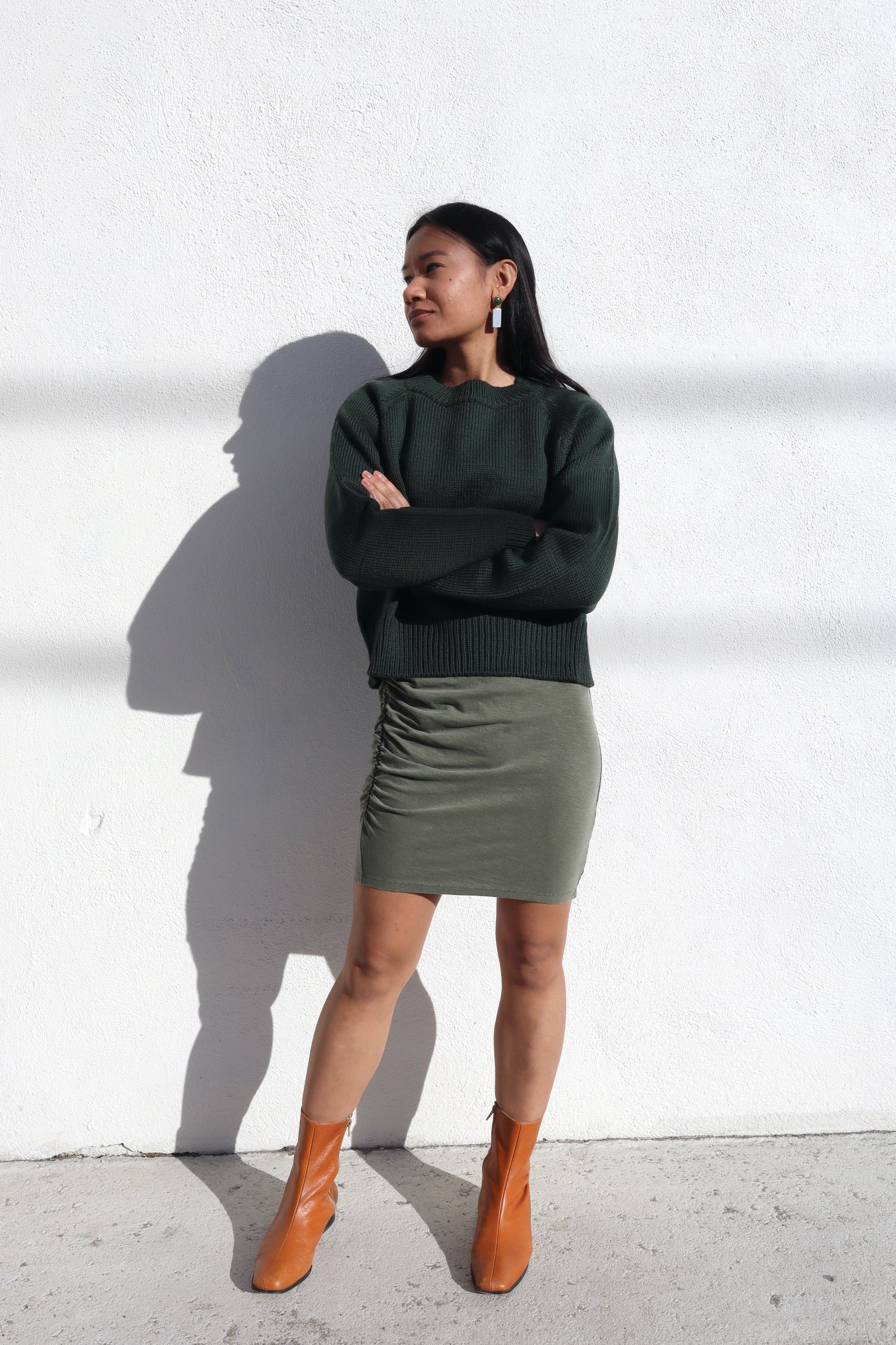 Sundry Shirred T Shirt Dress / Military