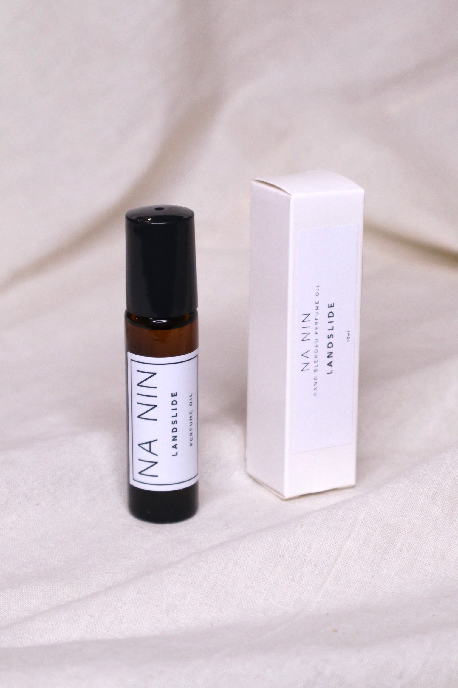 Na Nin Perfume Oil Roller, Landslide