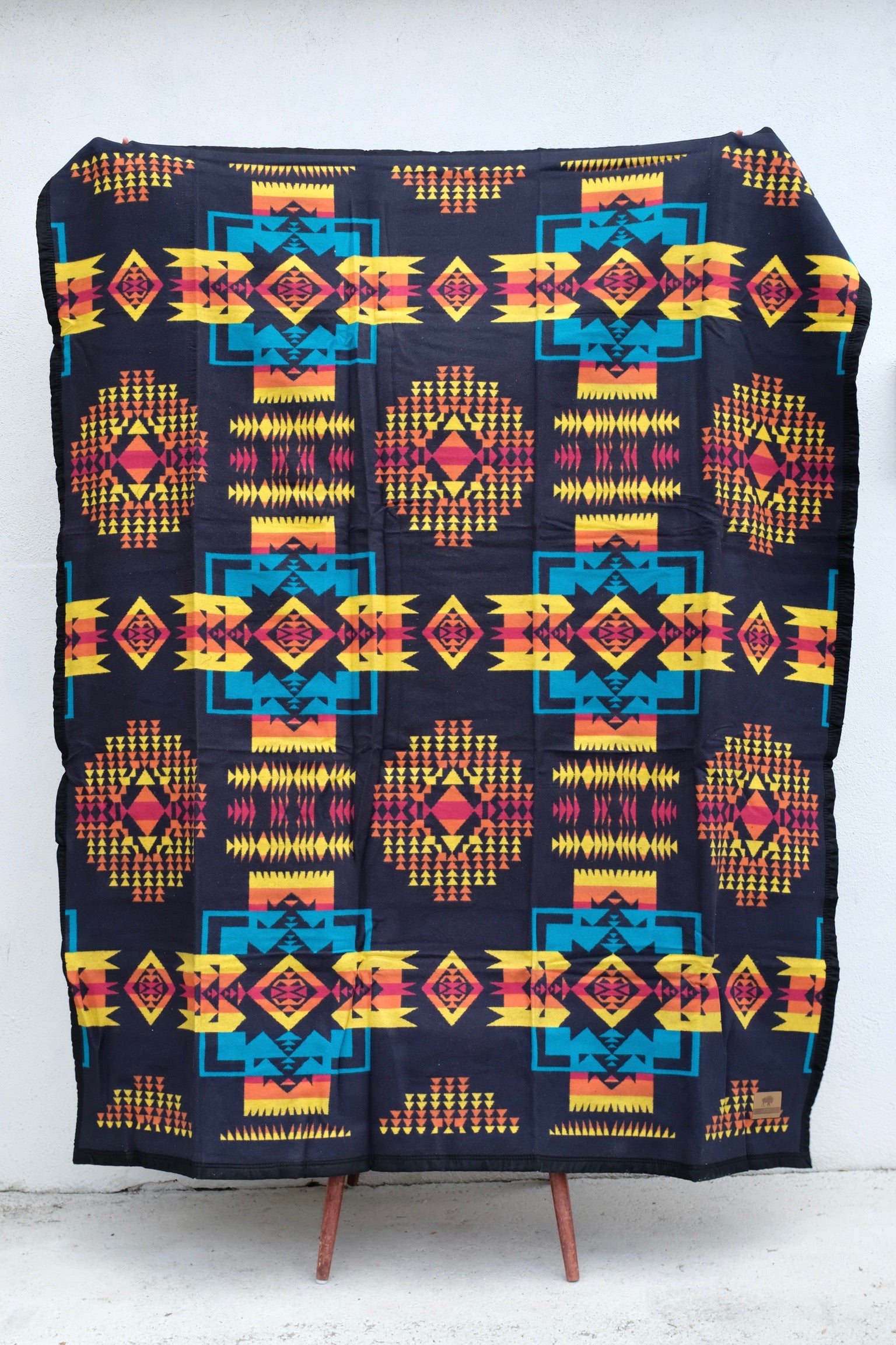 Boy Chief Cotton Blanket / Black