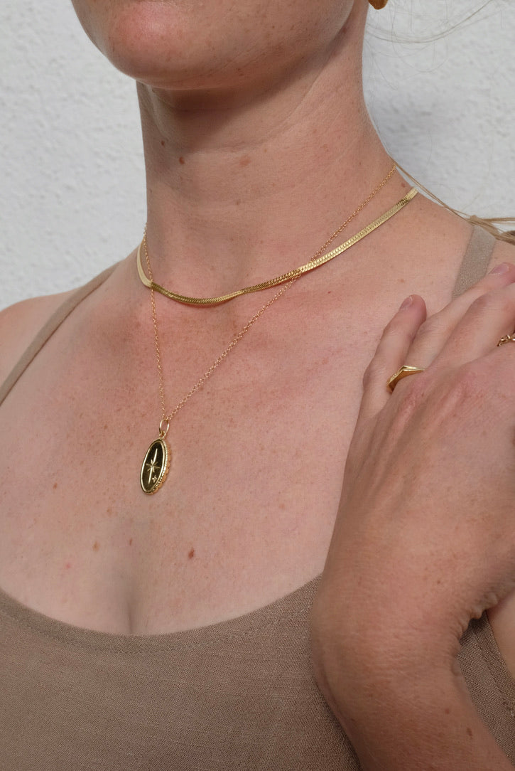 Mercurial Northern Star Necklace / Gold