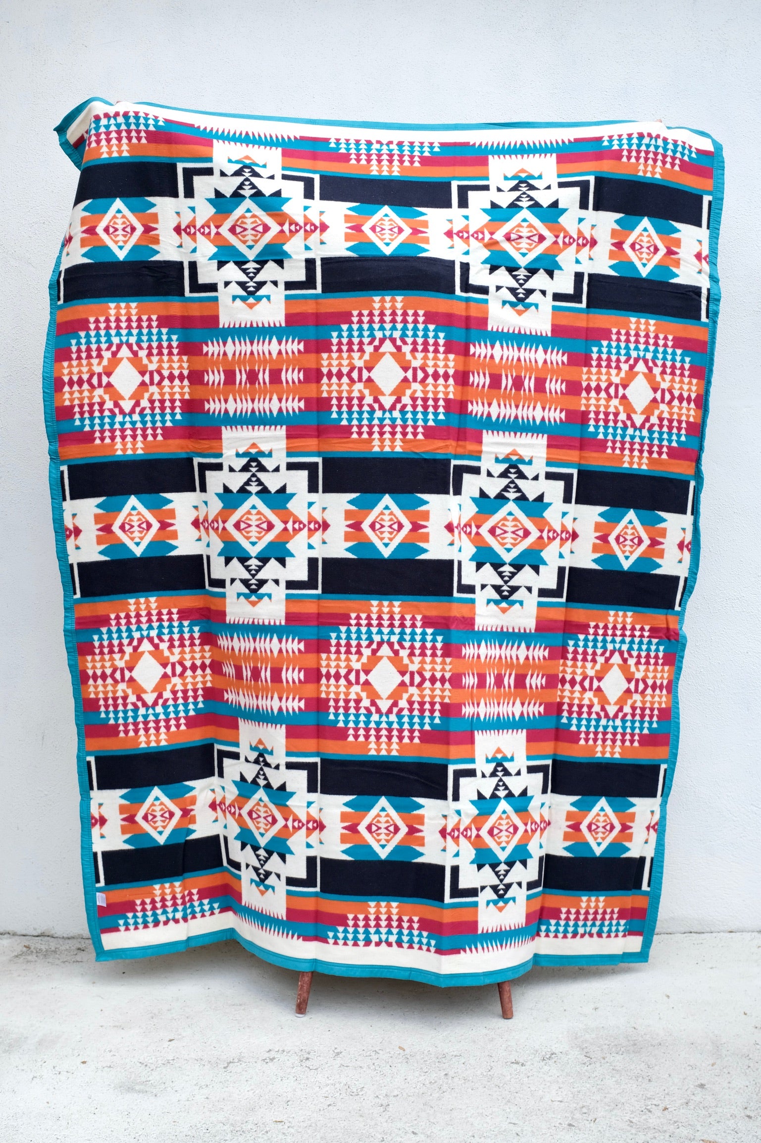 Boy Chief Cotton Blanket / Ivory