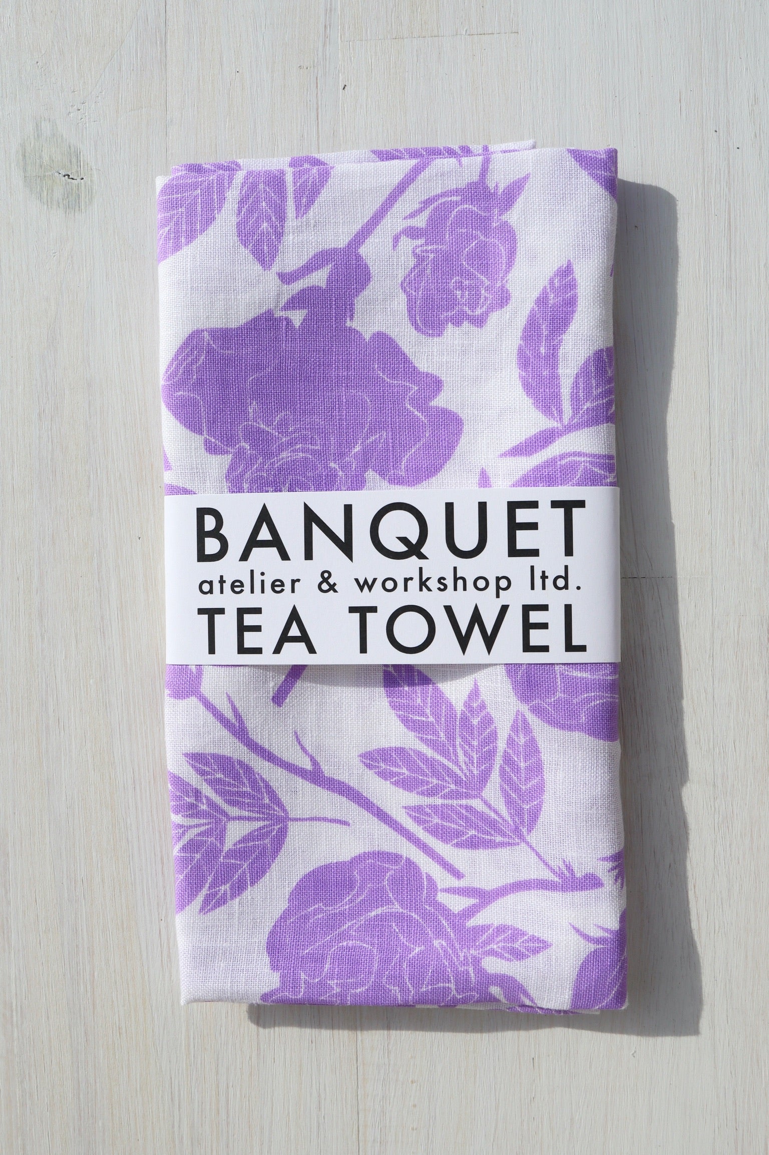 Banquet Linen Tea Towel / Lavender Roses