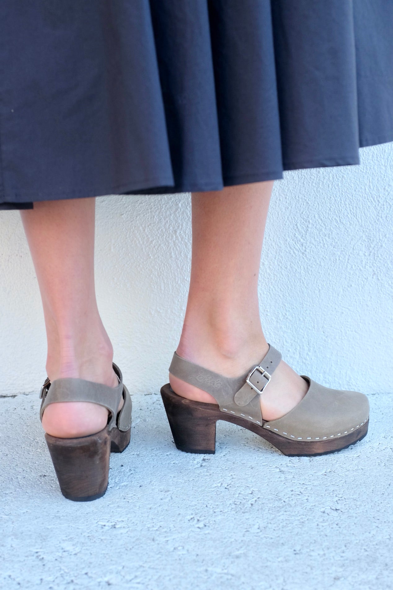 Lotta Highwood Oiled Nubuck Clogs / Taupe