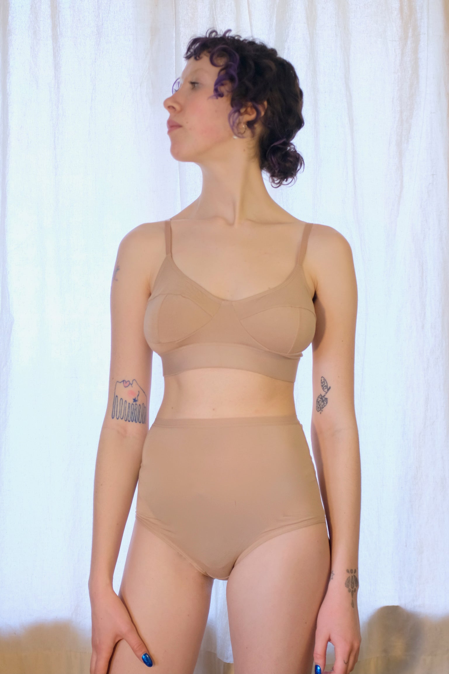 Baserange Highwaist Bell Pant, Haptic