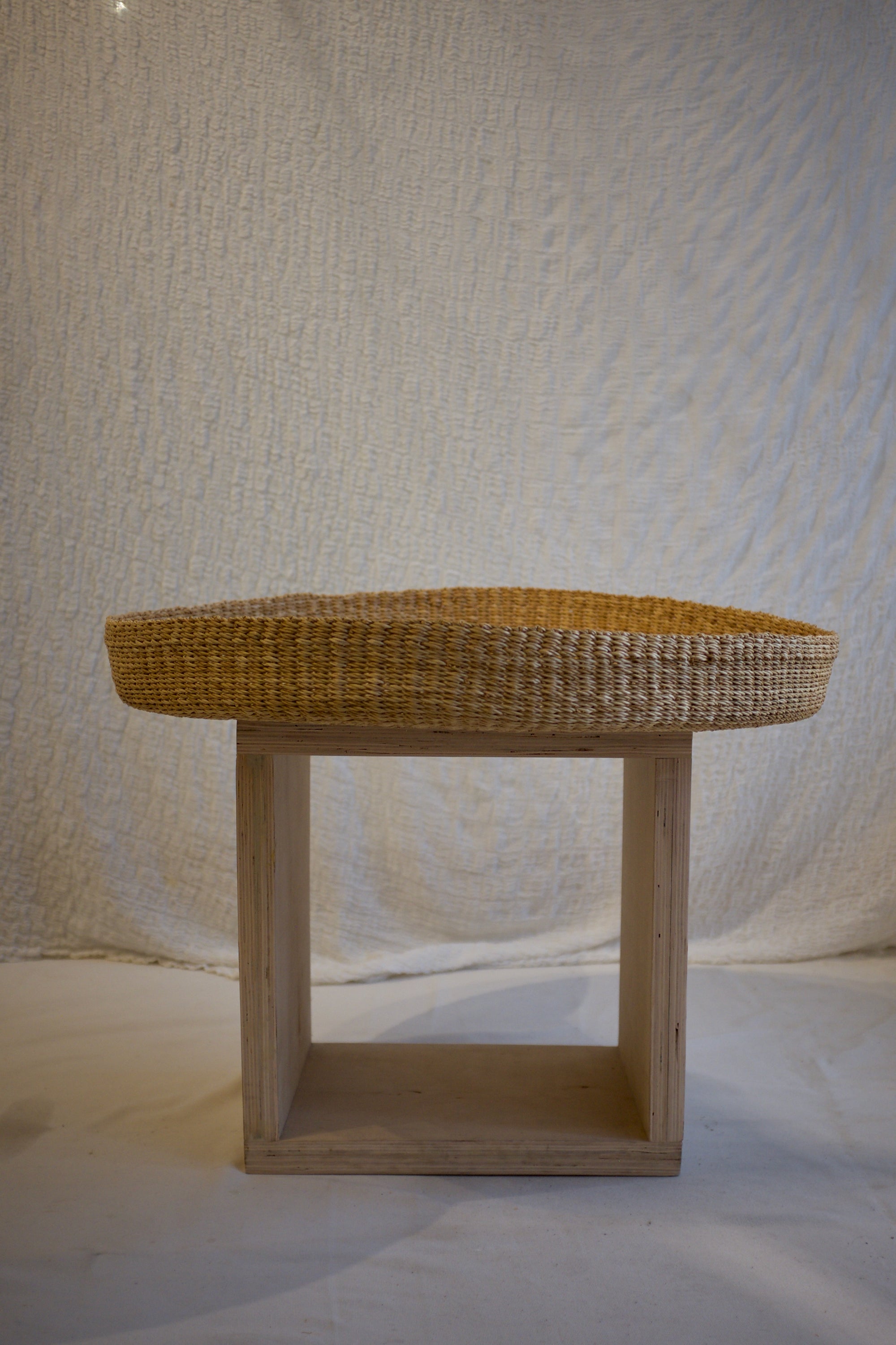 twenty one tonnes woven tray / elephant grass