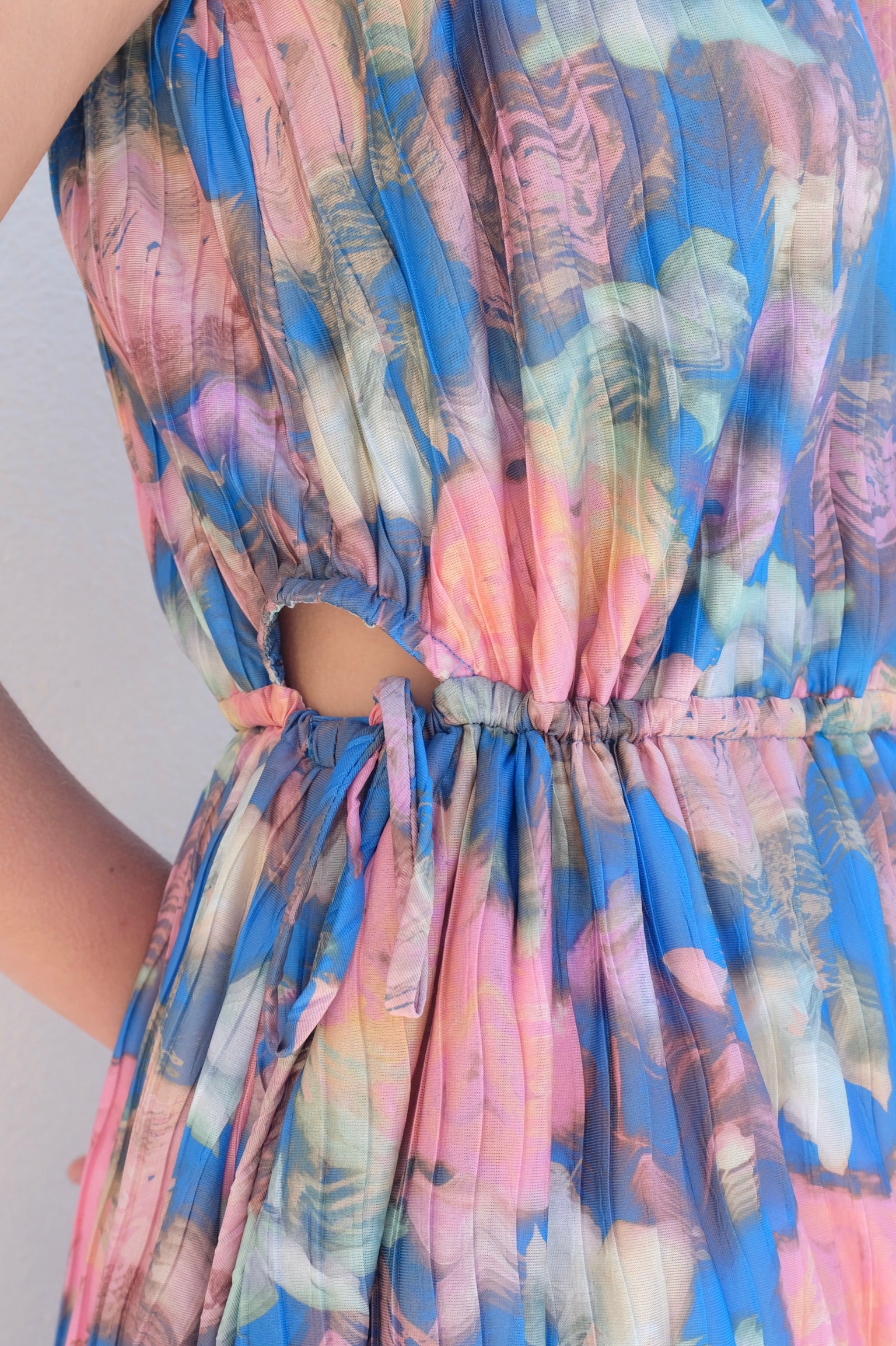 No. 6 Phoebe Dress / Blue Wash Rose