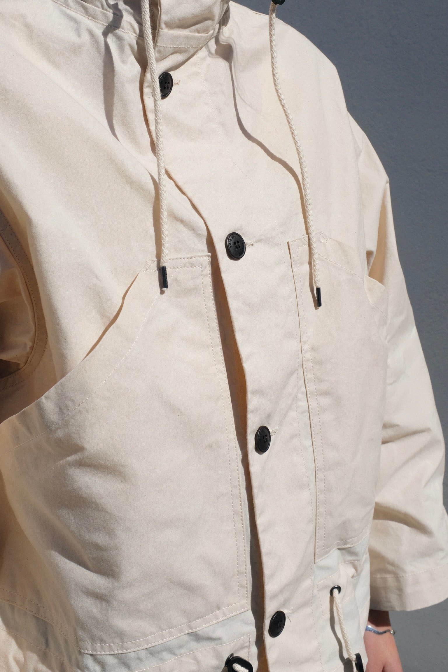 Girls of Dust Nuclear Rain Jacket / Natural
