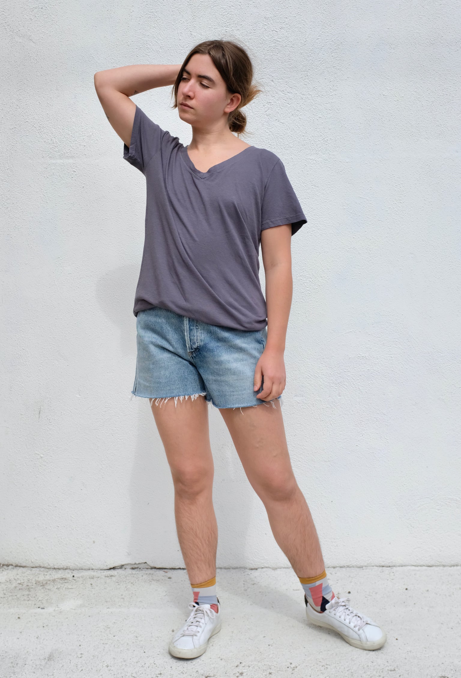 Jungmaven Santa Ynez V-Neck / Diesel Gray