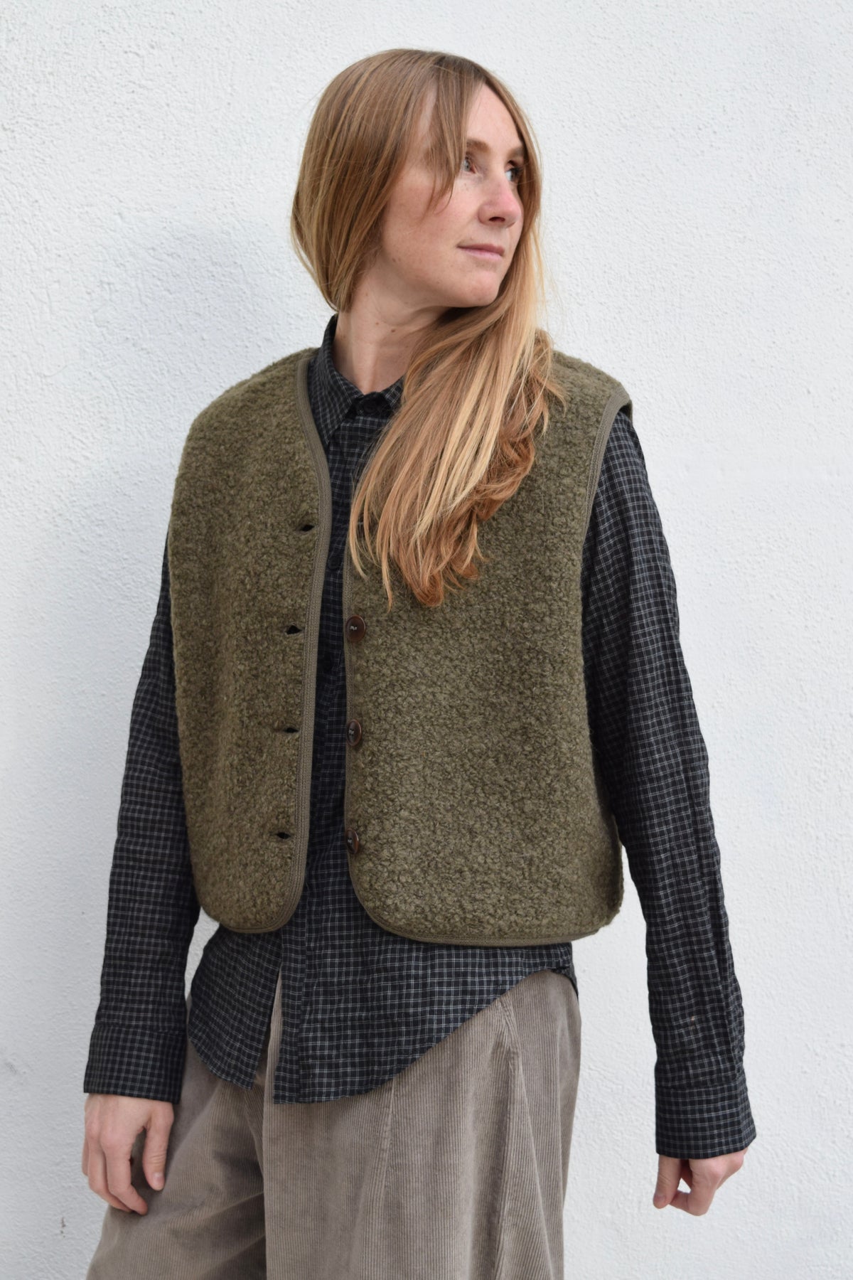 L'Envers Luce Vest / Khaki Curly Alpaca