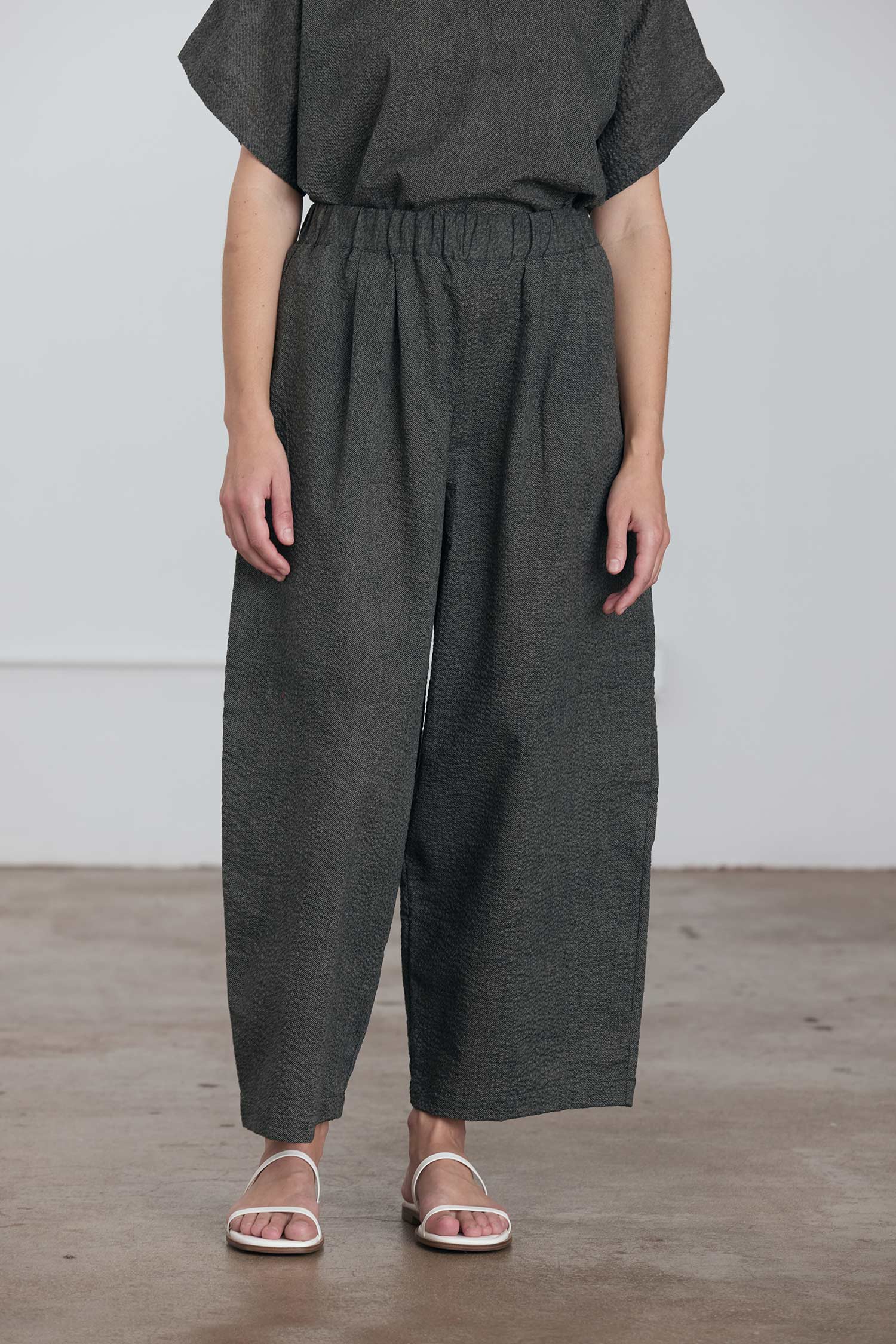 Black Crane Wide Pant w Micro Wave / Steel