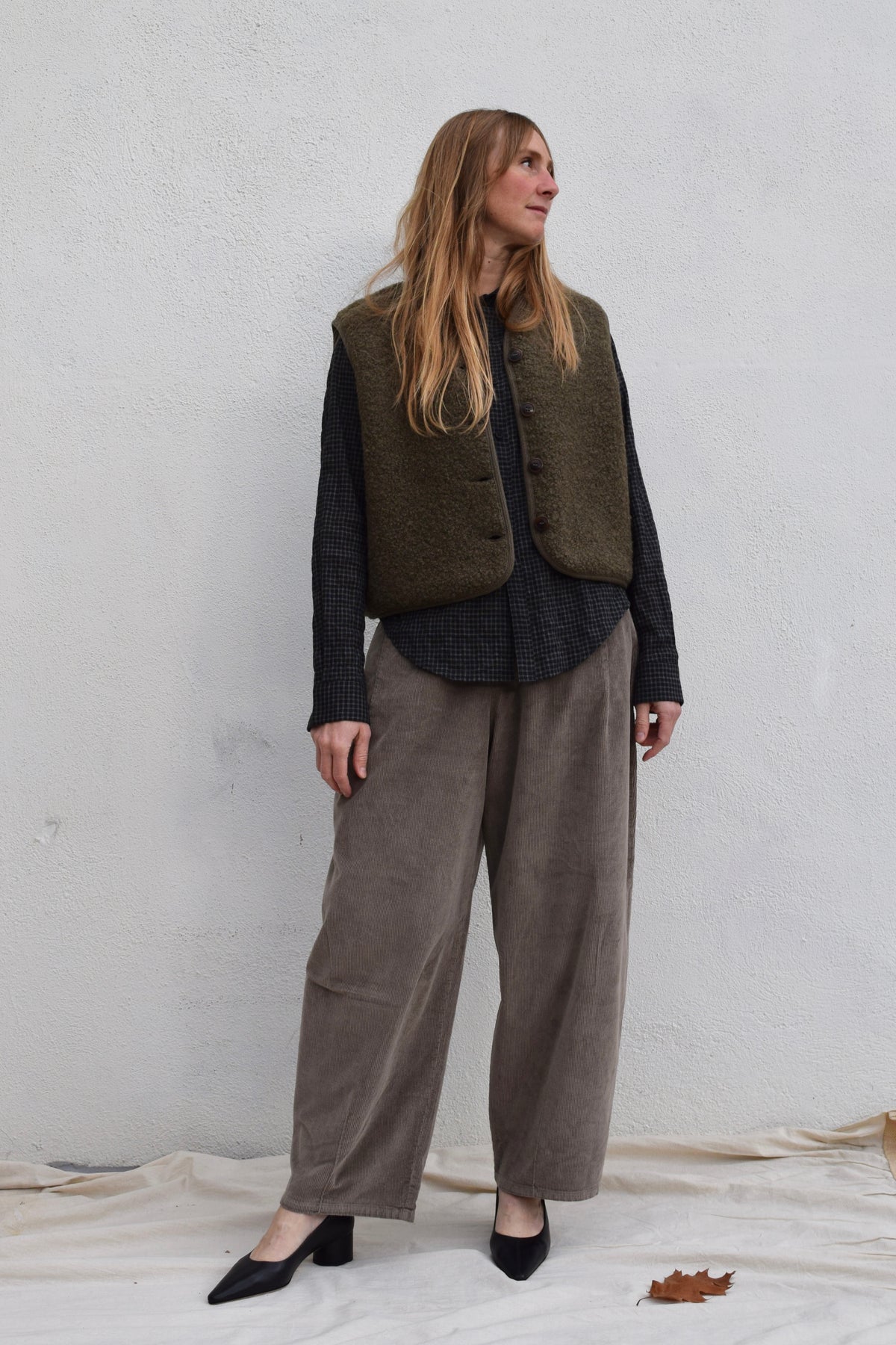 L'Envers Luce Vest / Khaki Curly Alpaca