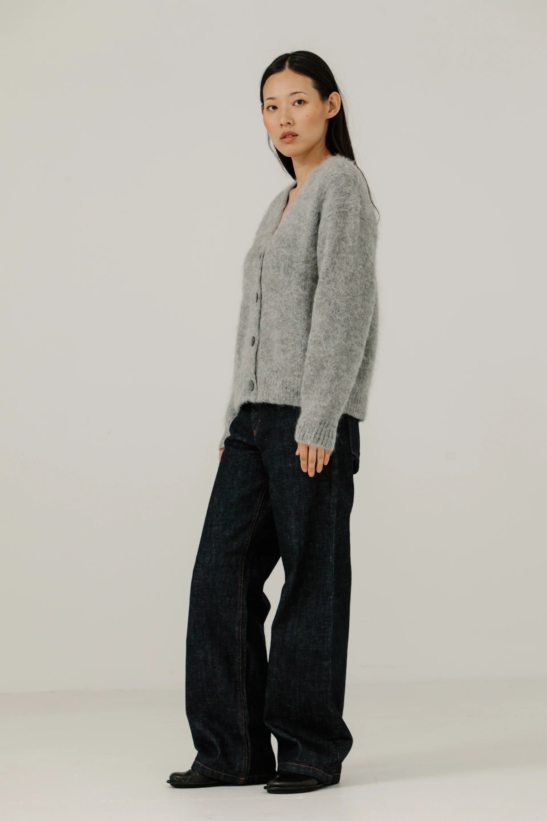 Bare Knitwear Suri Alpaca Cardigan / Grey