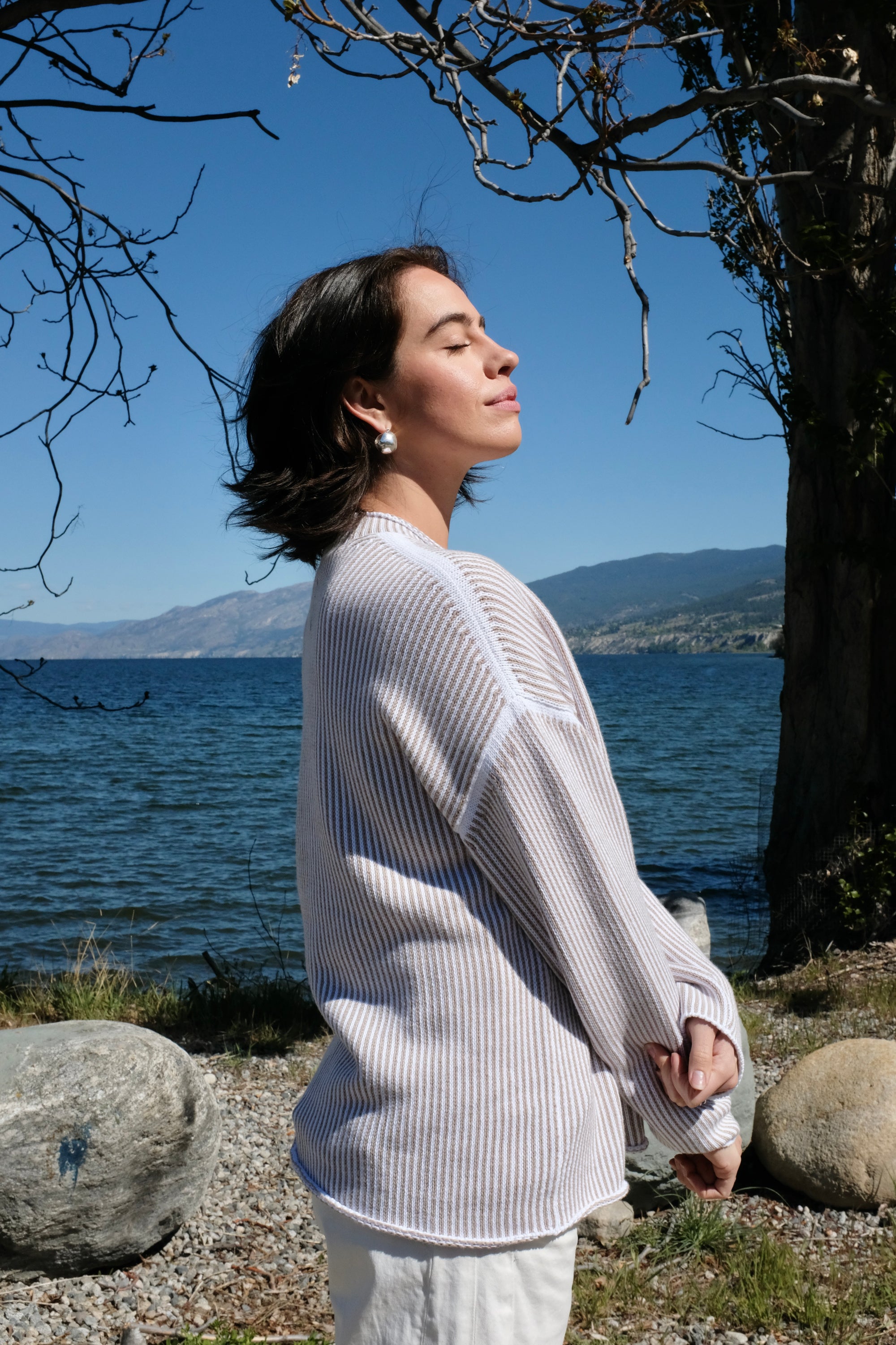 Lauren Manoogian Linea Rollneck / White+Sisal