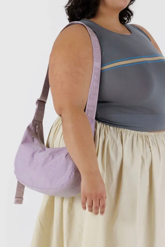 Baggu Medium Nylon Crescent Bag / Dusty Pink