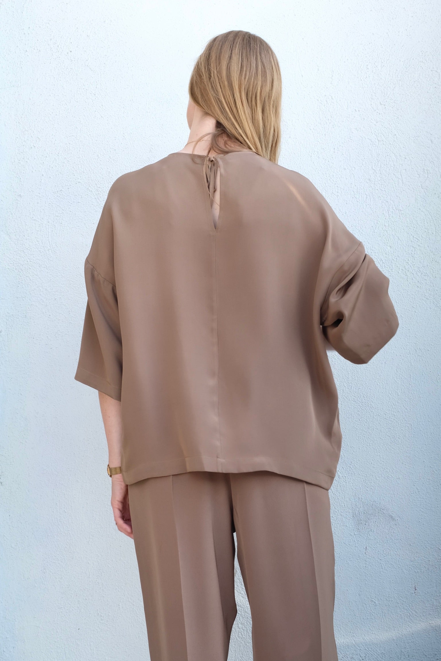 Modern Weaving Oversize Boxy Tee / Almond