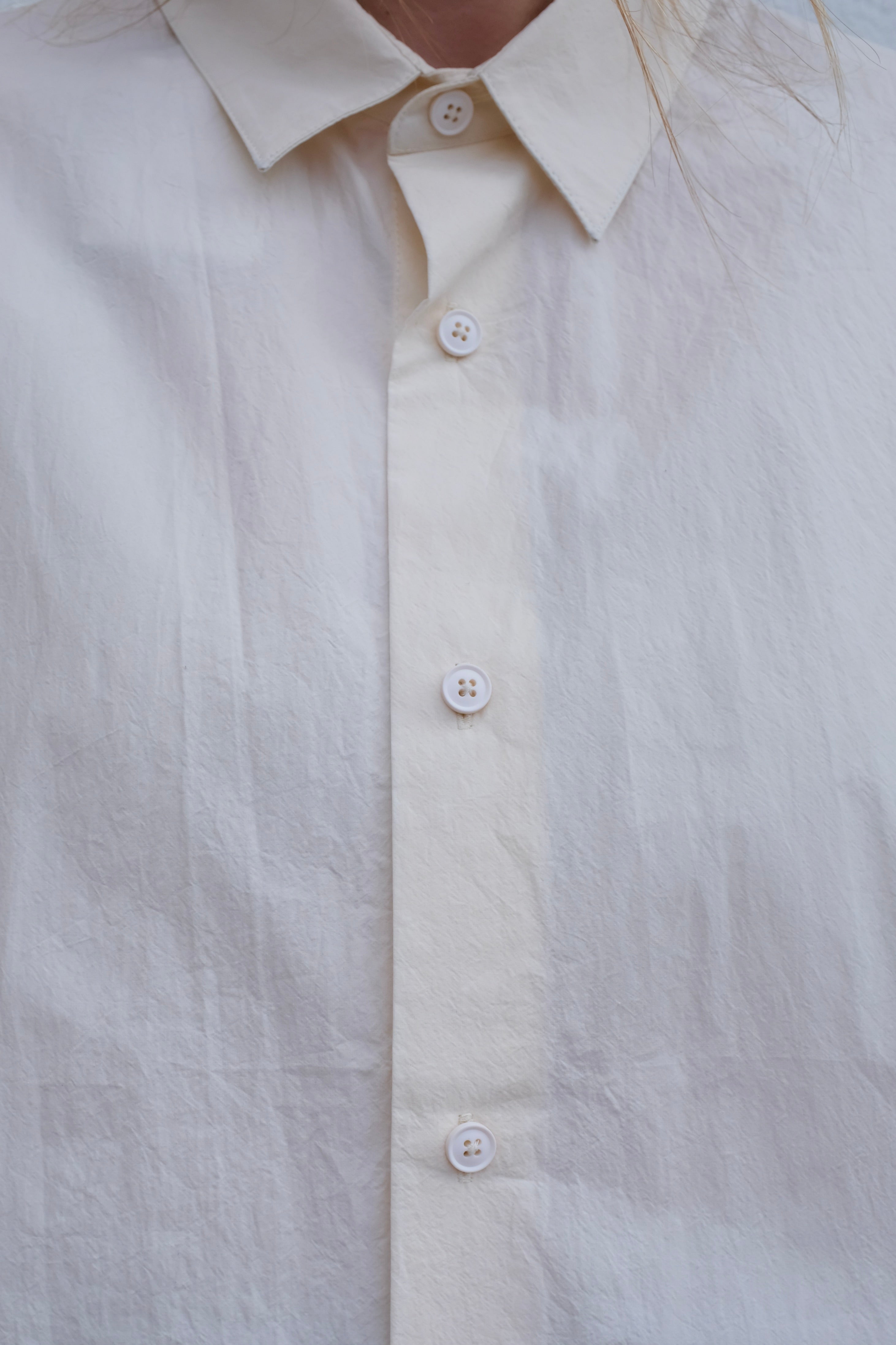 Oversized Short Sleeve Shirt / Off White
