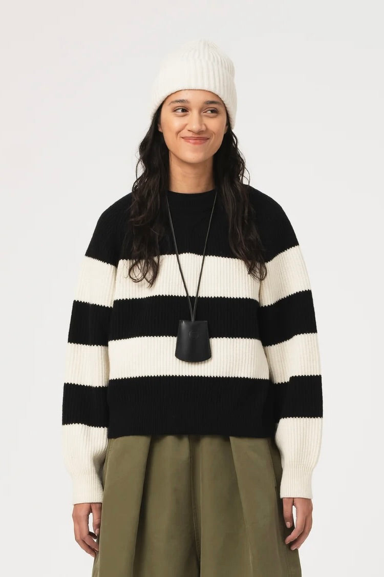 Girls of Dust Puddle Sweater / Off White + Black Stripe