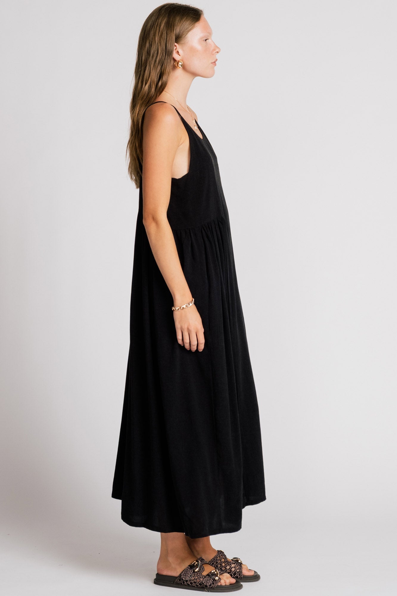 Allison Wonderland Swan Dress / Black