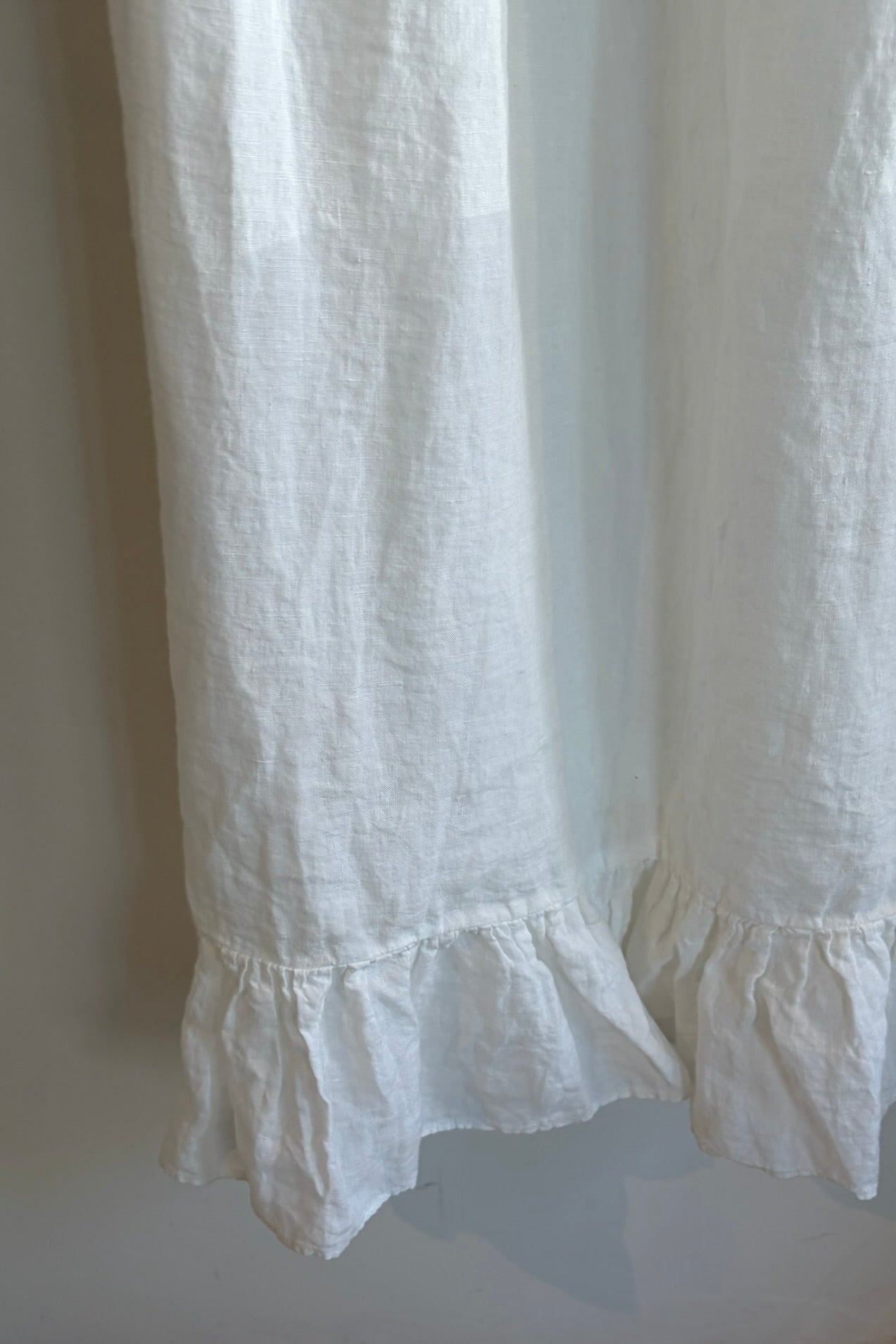 Pre-Loved / Gillian Stevens Peter Pan Collar Ruffle Dress / White / Size 1
