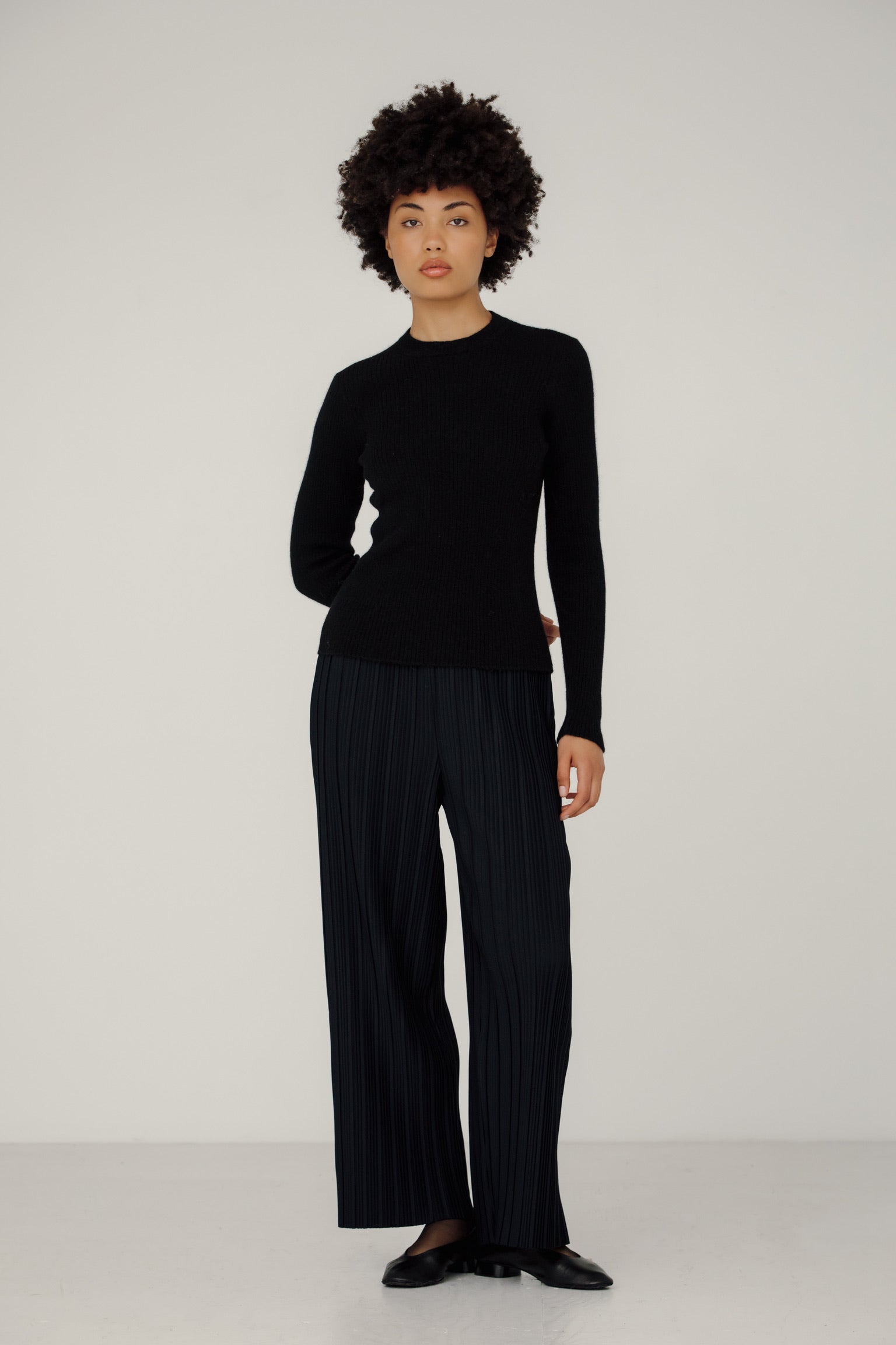 Bare Knitwear Core Rib Top / Classic Black