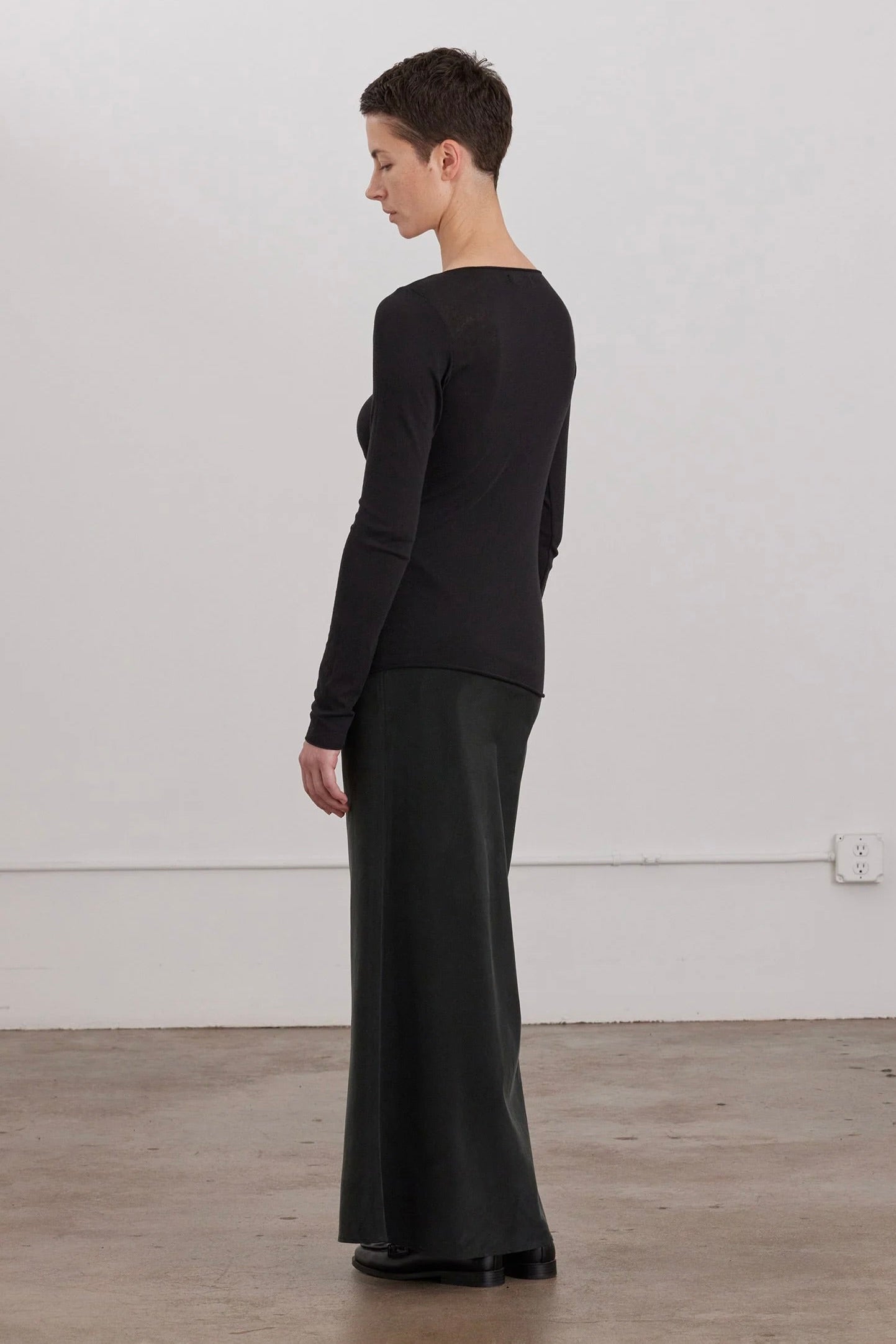 Black Crane Boat Neck Long Sleeve / Black