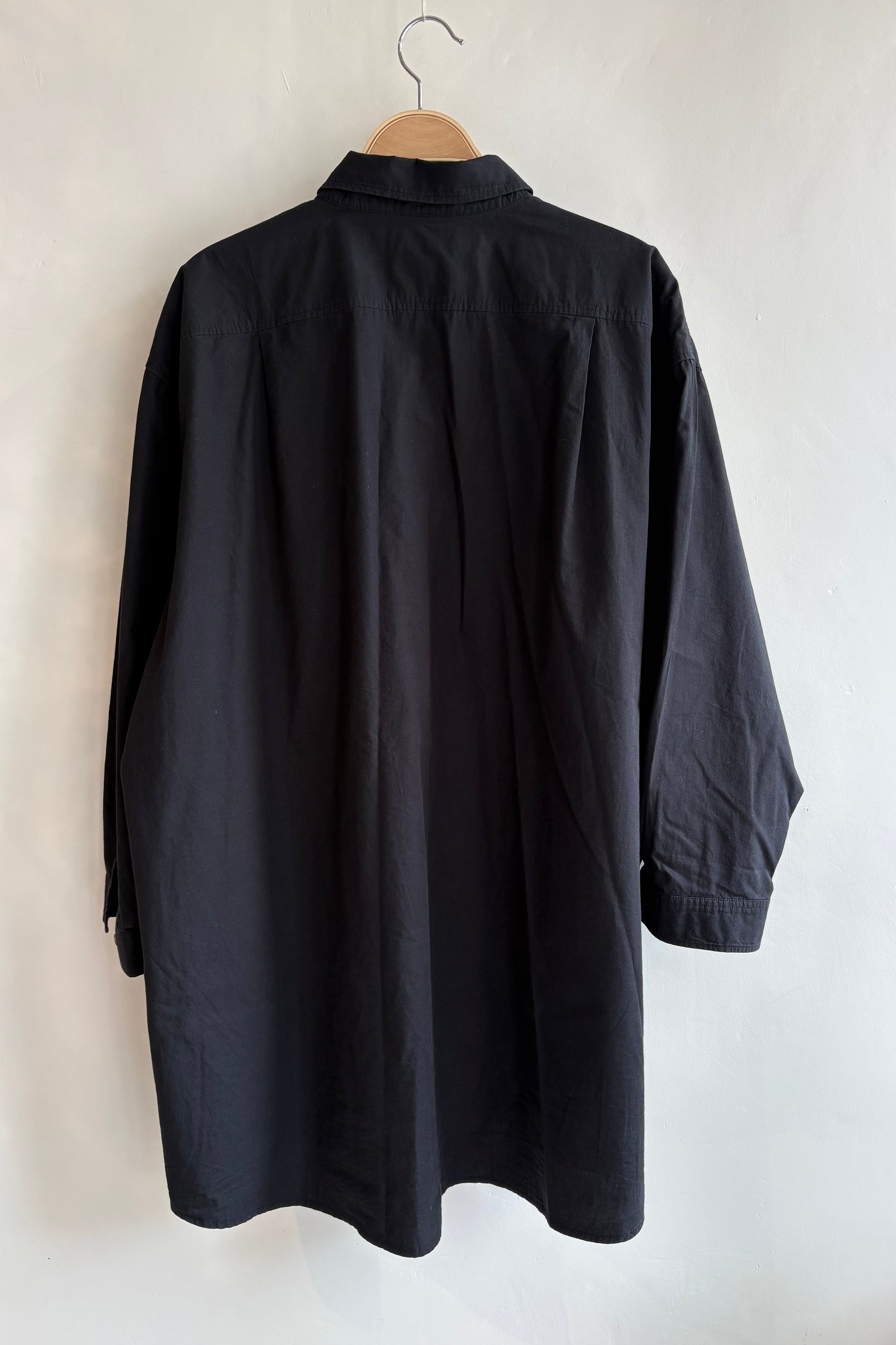 Pre-loved / Rita Row Morris Shirt / Black / Size M/L