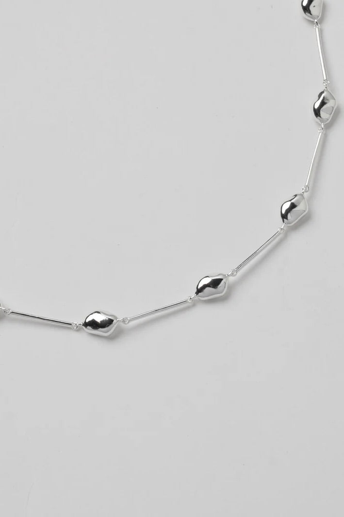 Wolf Circus Felipa Collar Necklace / Silver
