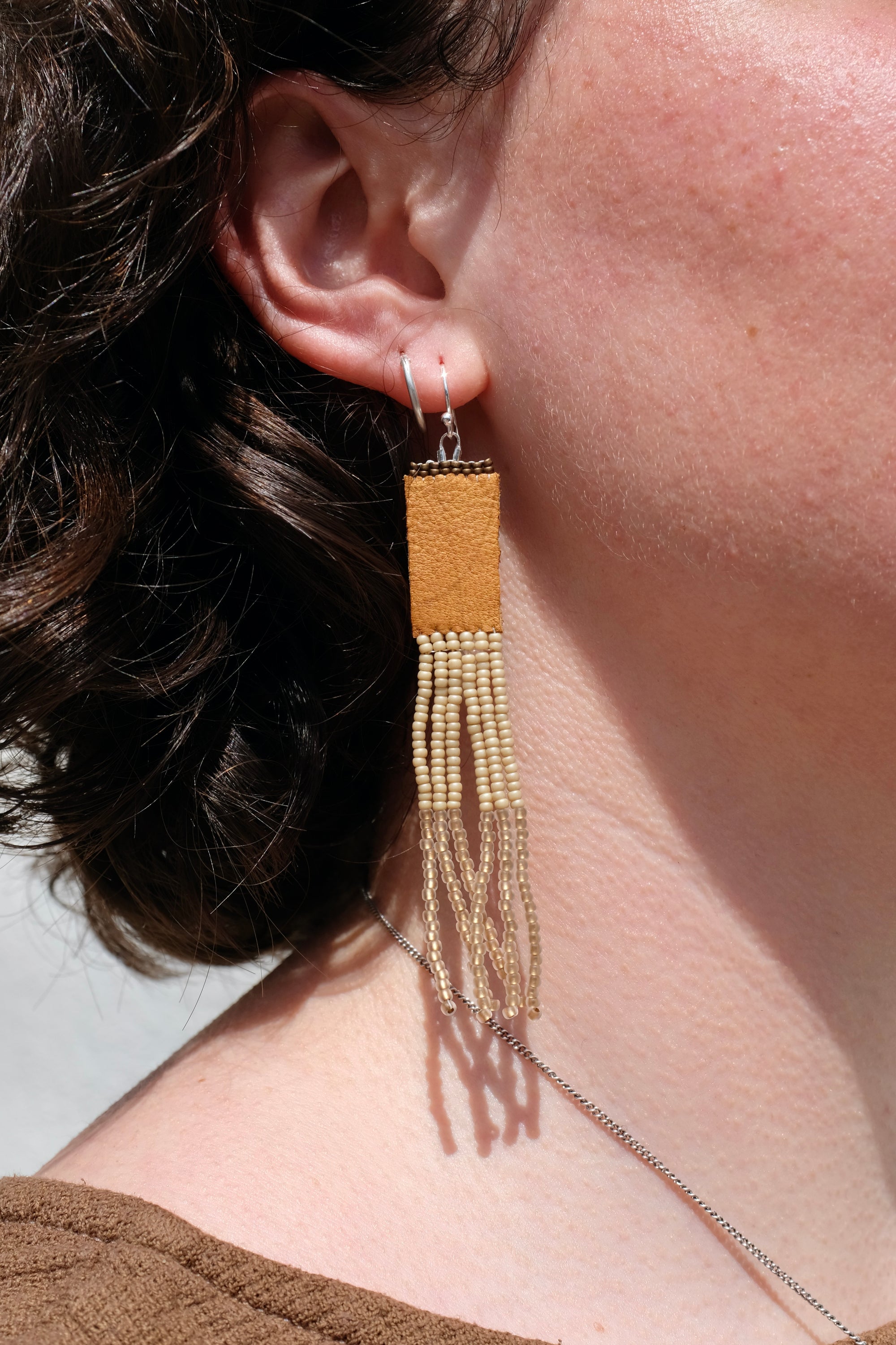 Osborne Leroy Earrings / Beige Gold