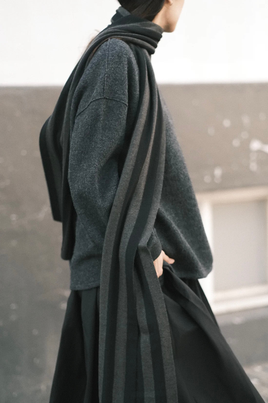 7115 by Szeki Long Scarf / Gray Stripes