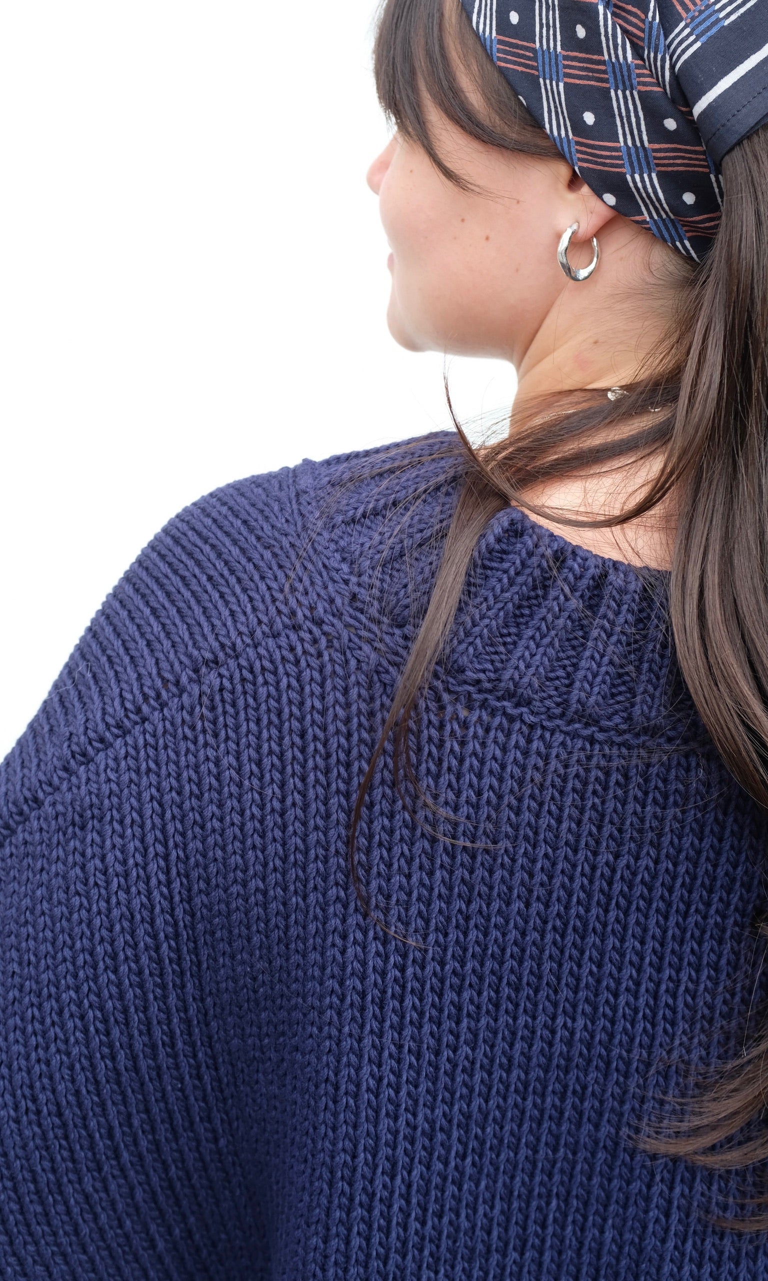 Paolo V-Neck / Dark Iris