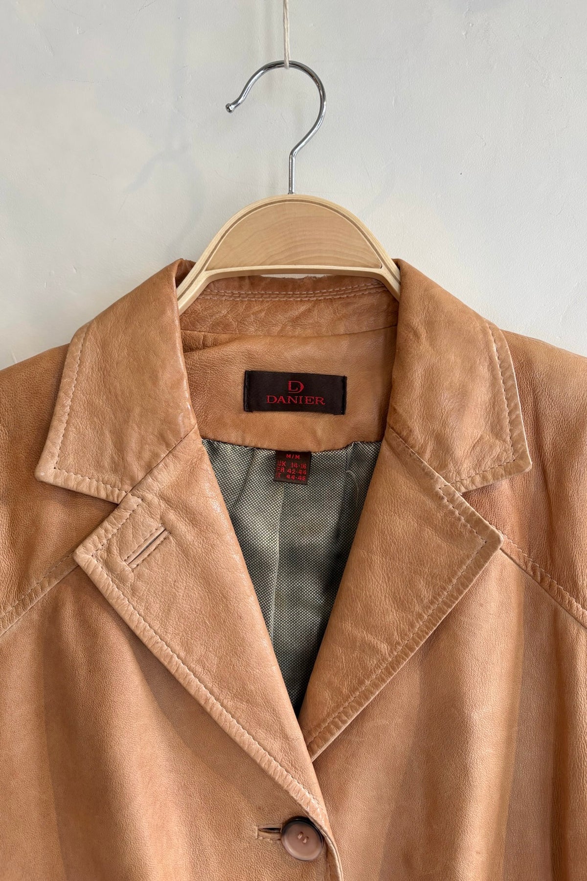 Pre-Loved Danier / Camel Leather Jacket / Sz M